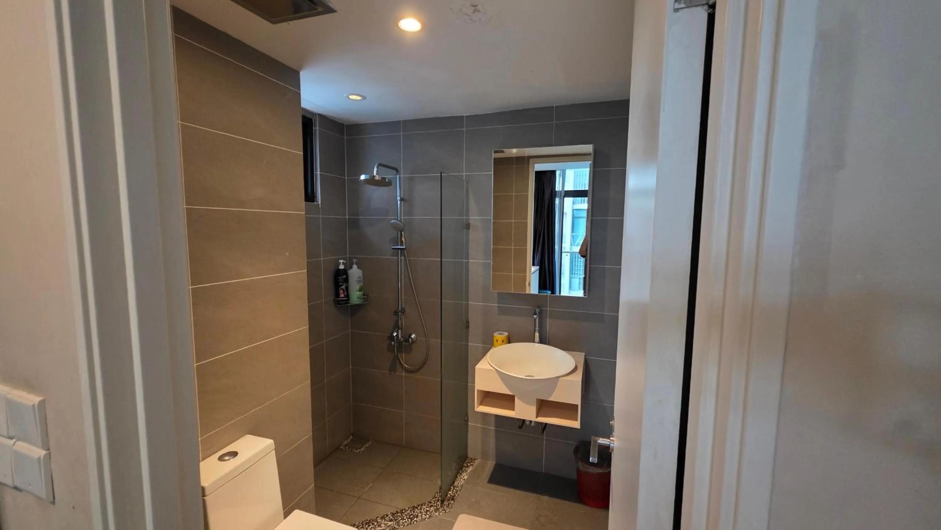 Shower in My Misto Homestay, Riverson Soho