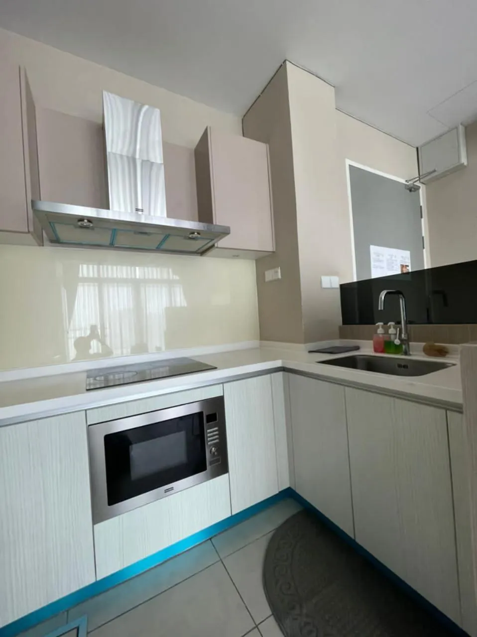 Kitchen or kitchenette in My Misto Homestay, Riverson Soho