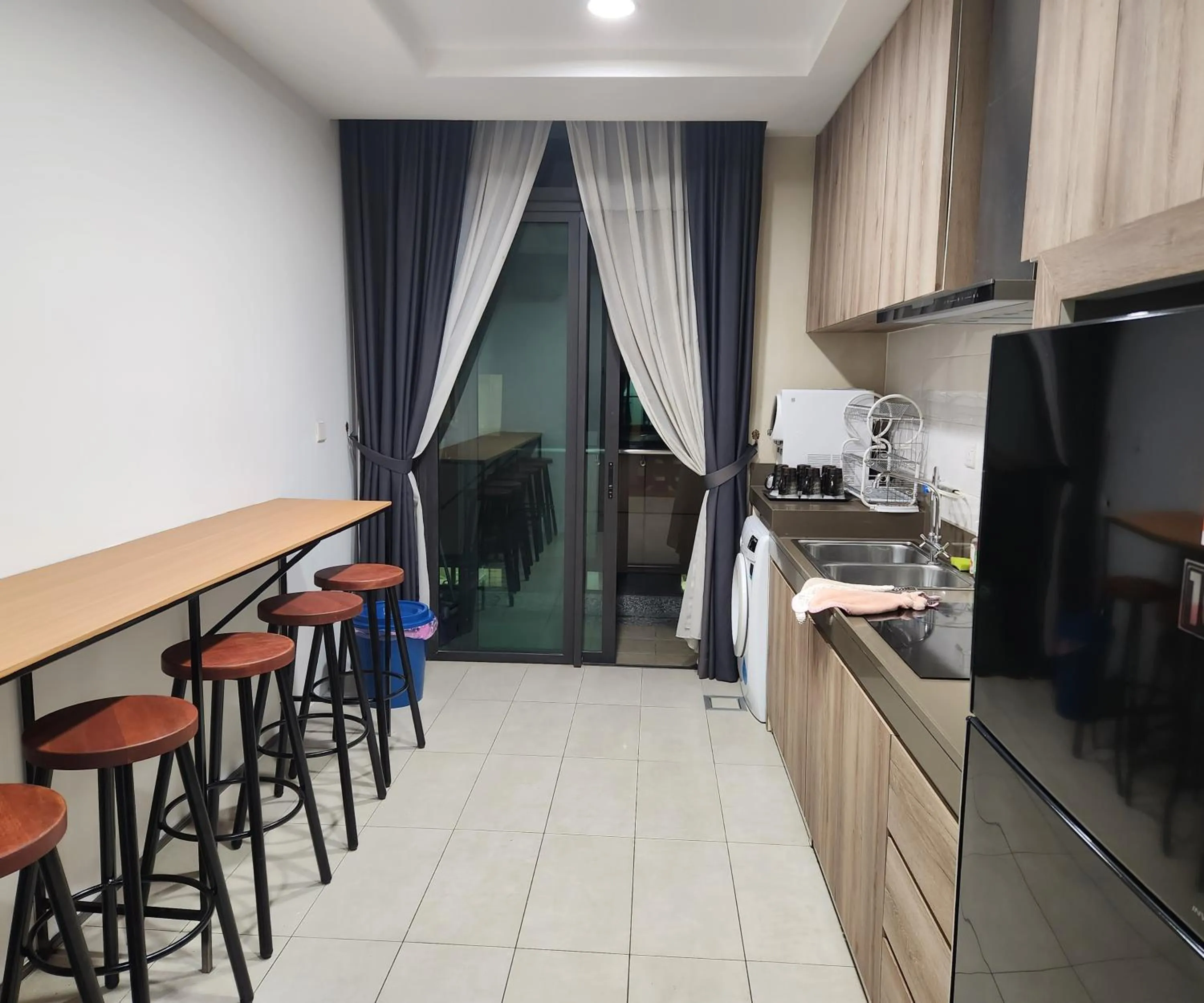 Kitchen or kitchenette in My Misto Homestay, Riverson Soho