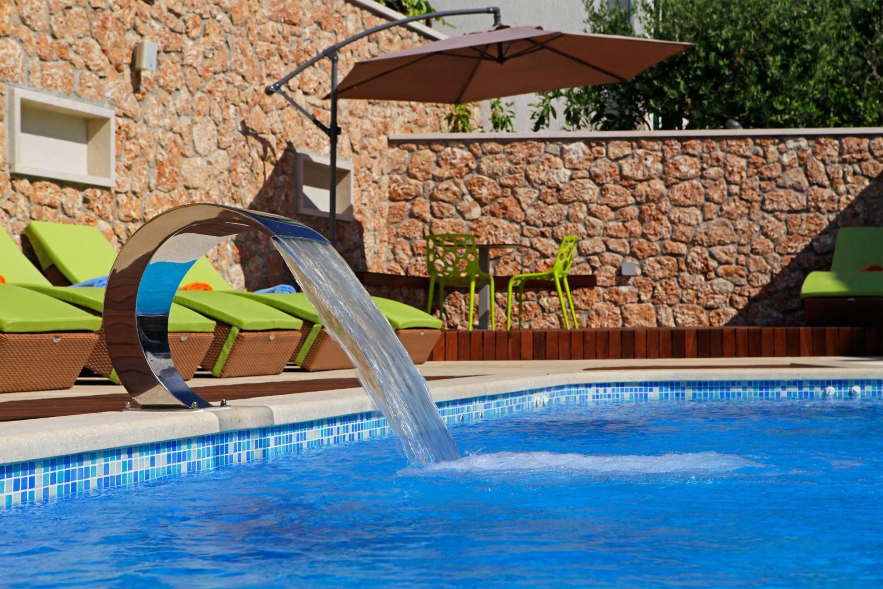 Day in Boutique Hotel Bol