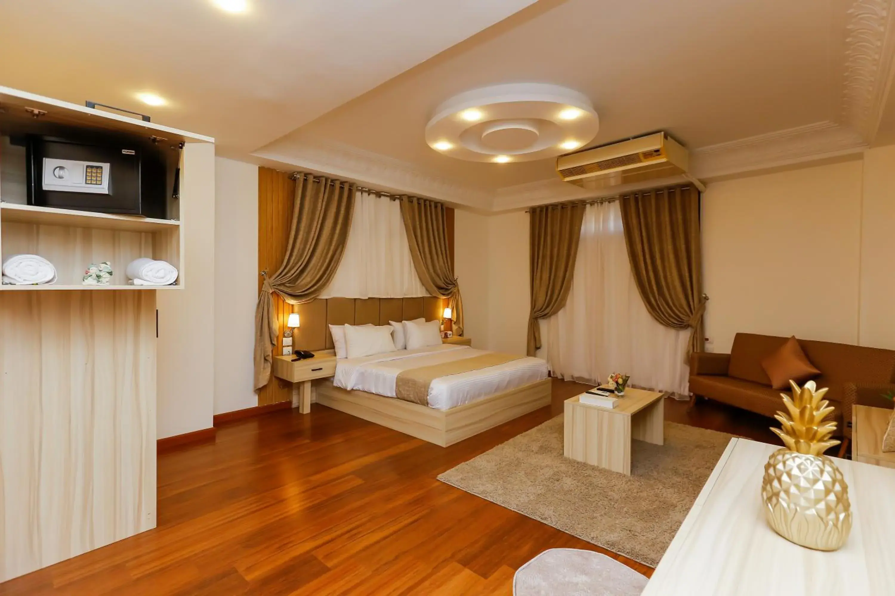 Standard Double Room - single occupancy in Pyramid Edge Hotel & Exclusive Pyramids View Rooftop Standard Double Room - single occupancy in Pyramid Edge Hotel & Exclusive Pyramids View Rooftop