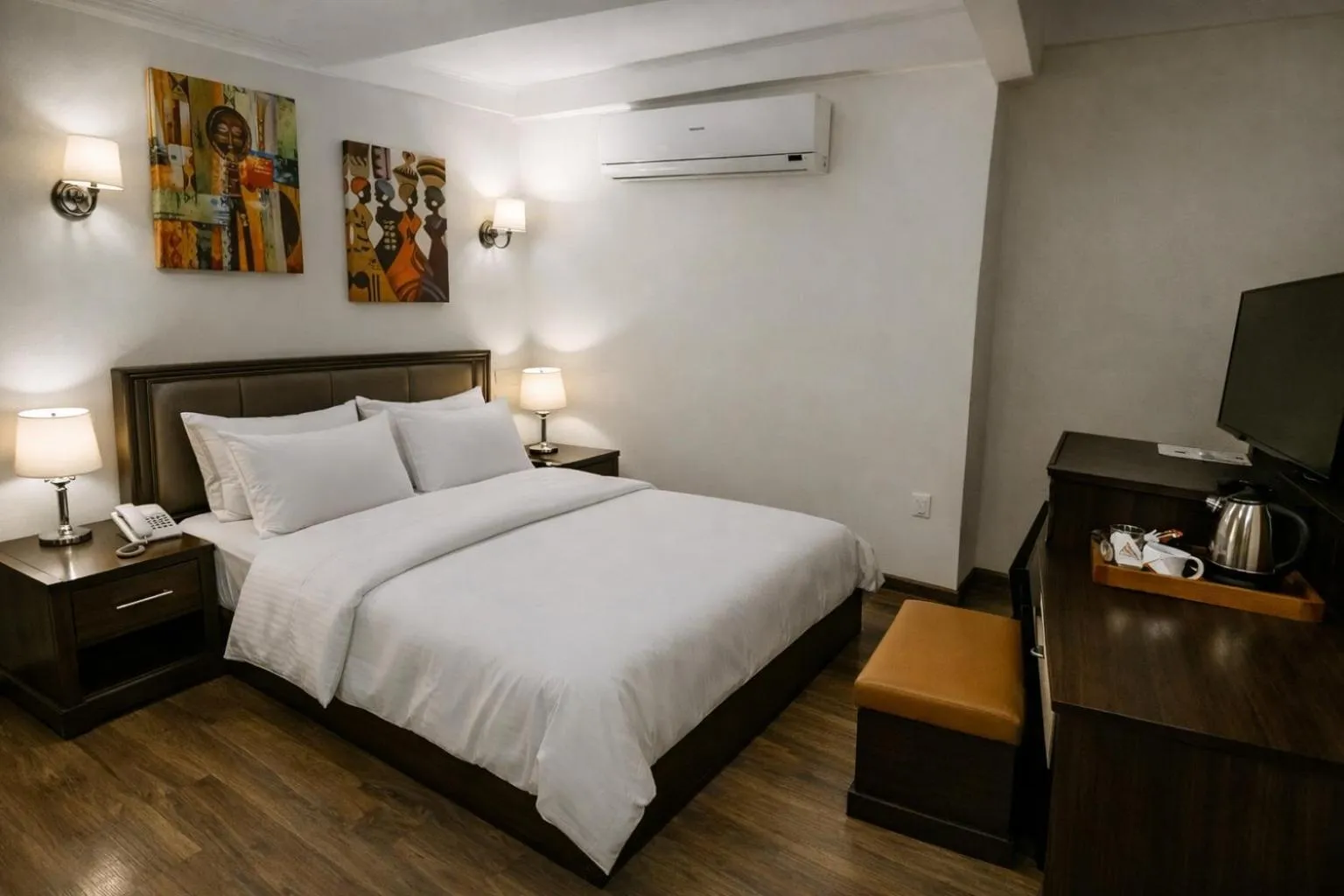 Bedroom, Bed in Pyramid Edge Hotel & Exclusive Pyramids View Rooftop