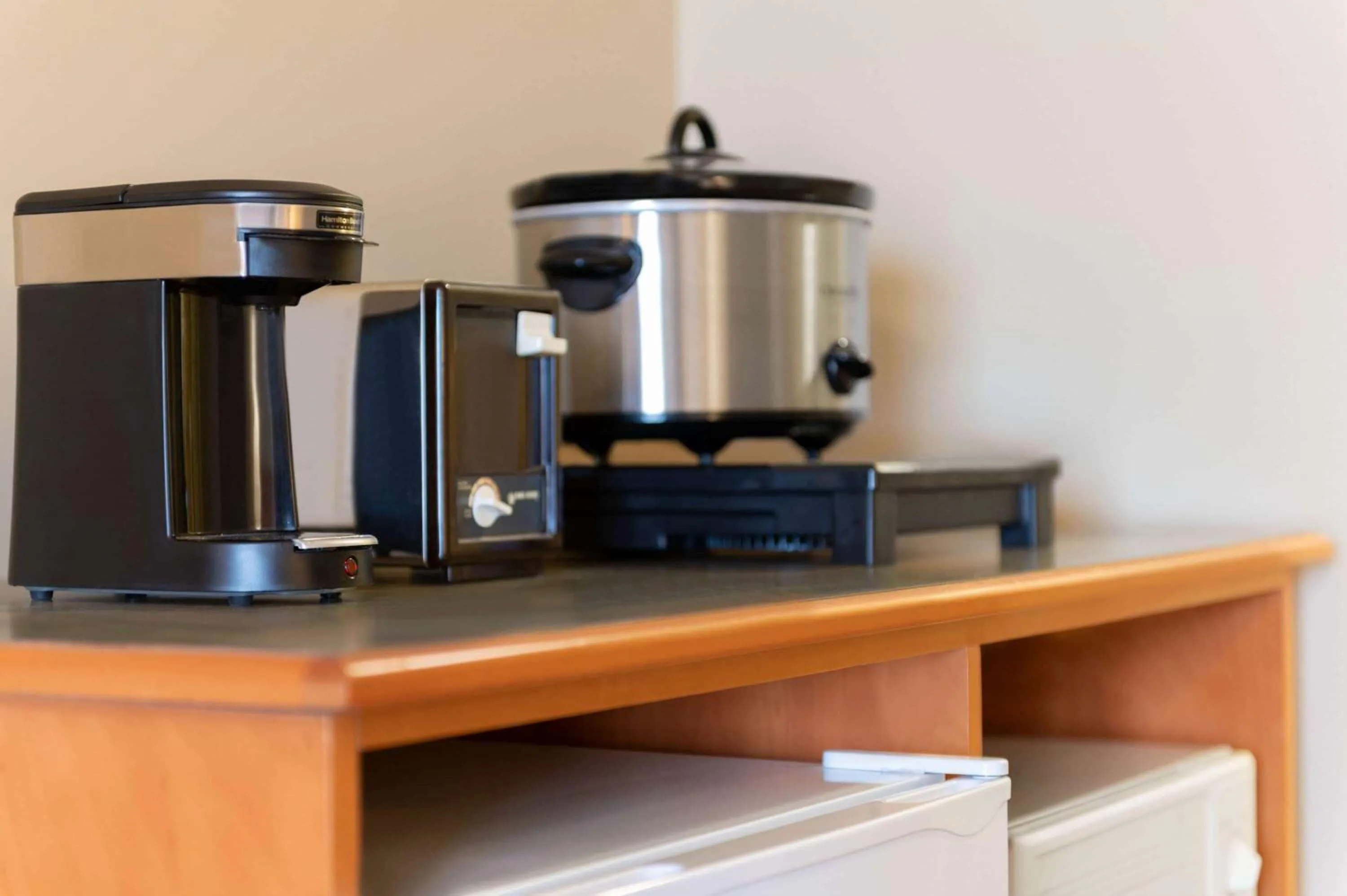 Photo of the whole room in Travelodge by Wyndham Edson