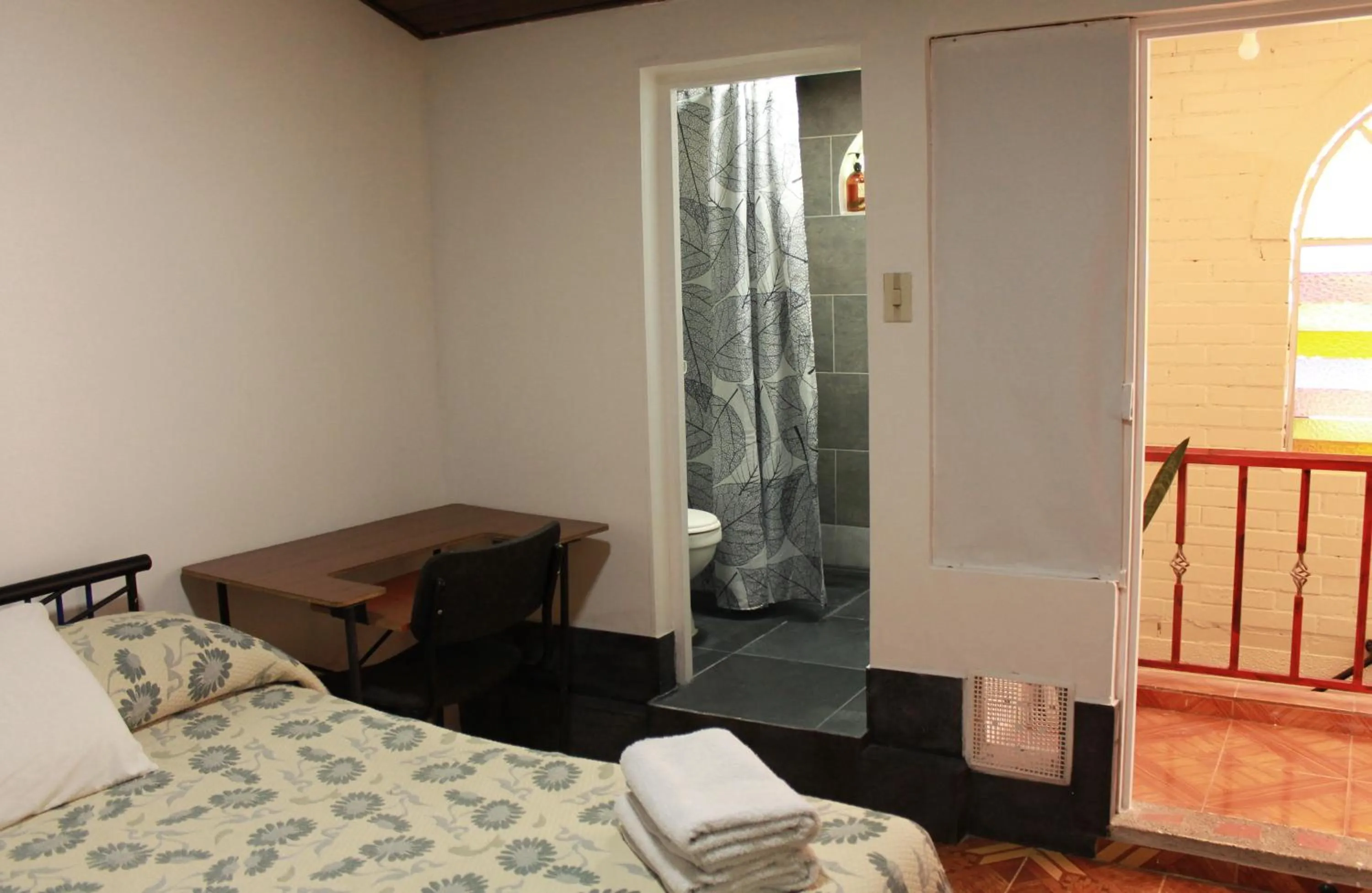 Bathroom, Bed in Casa Posada Amelia