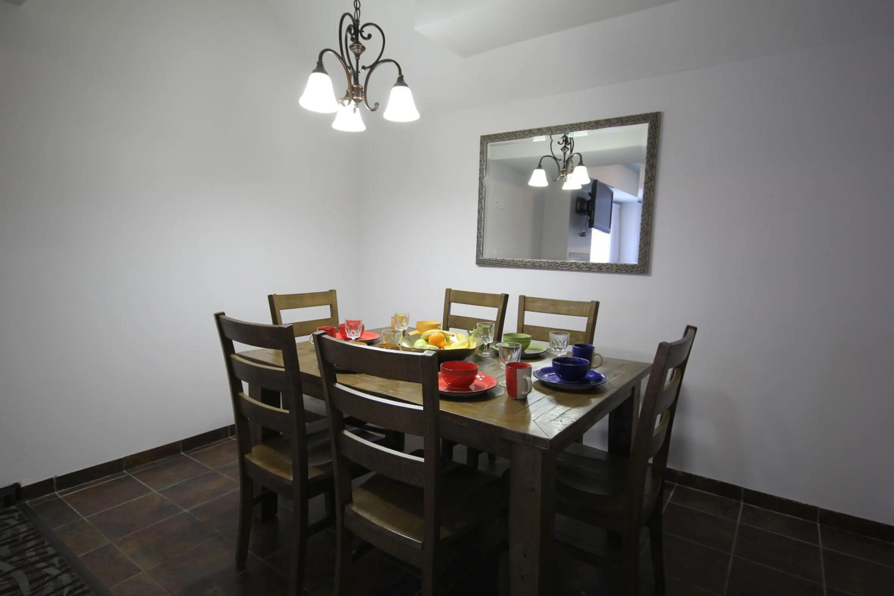 Dining area in Monte Carlo Condos Ocean City