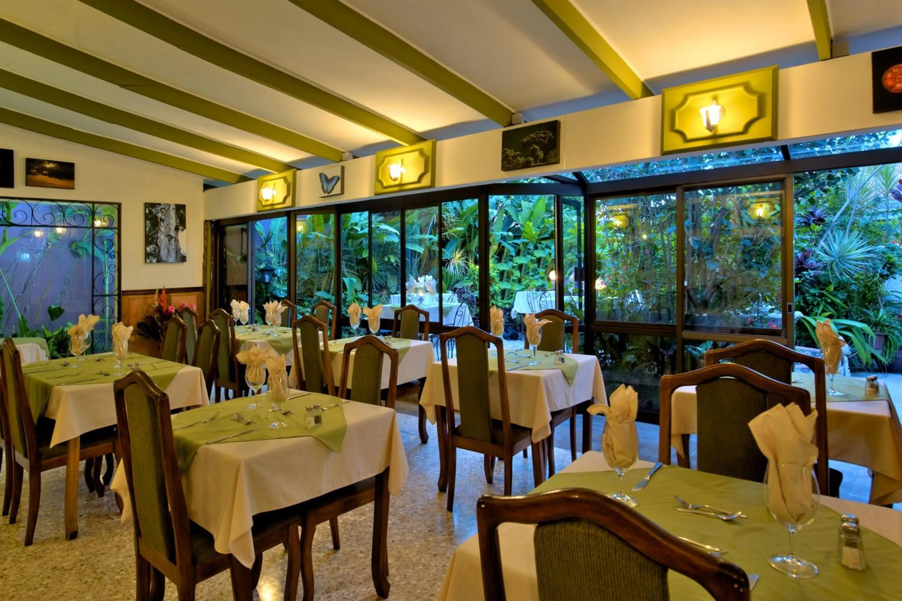 Day in La Bergerac Boutique Hotel