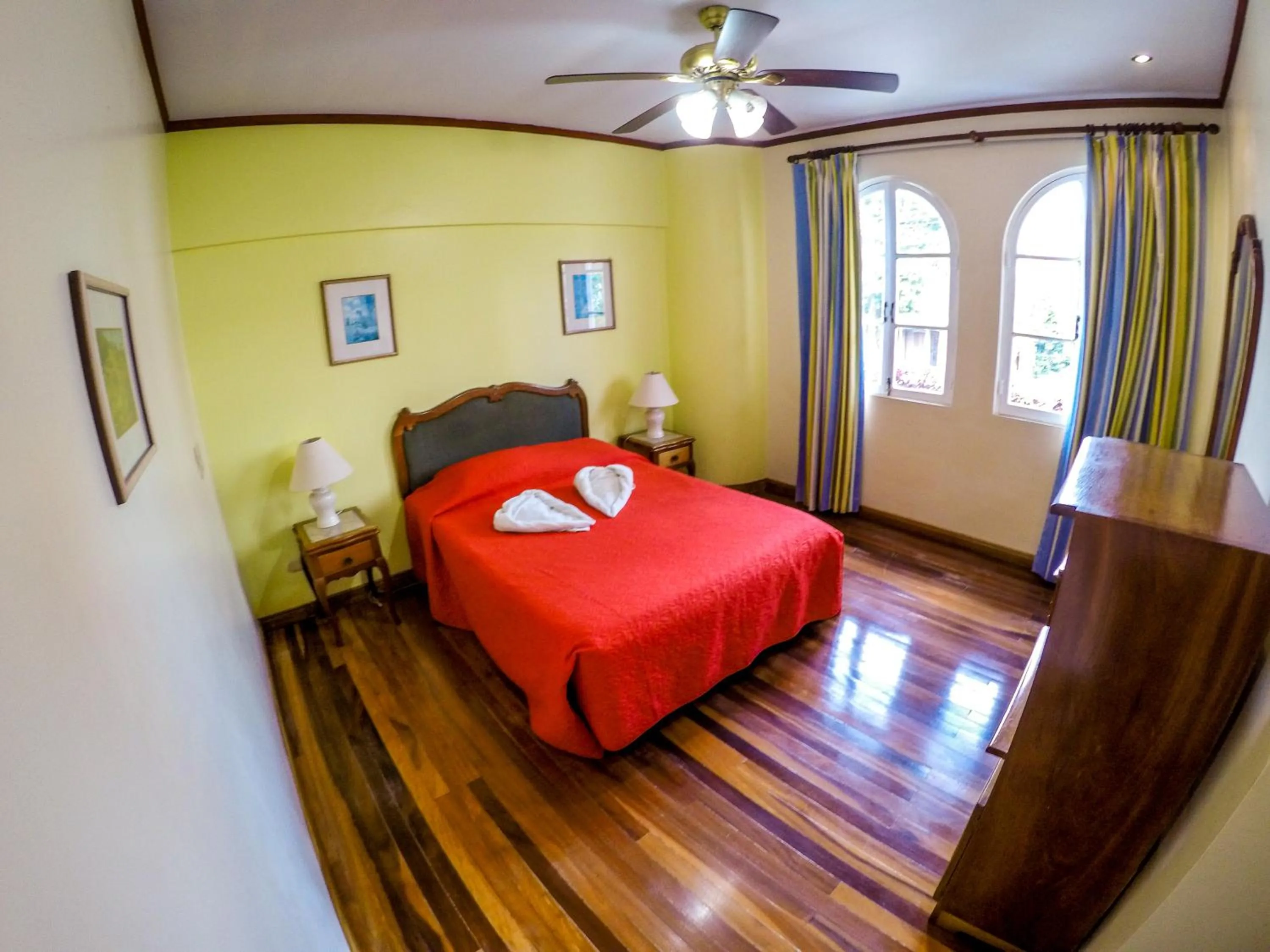 Photo of the whole room, Bed in La Bergerac Boutique Hotel
