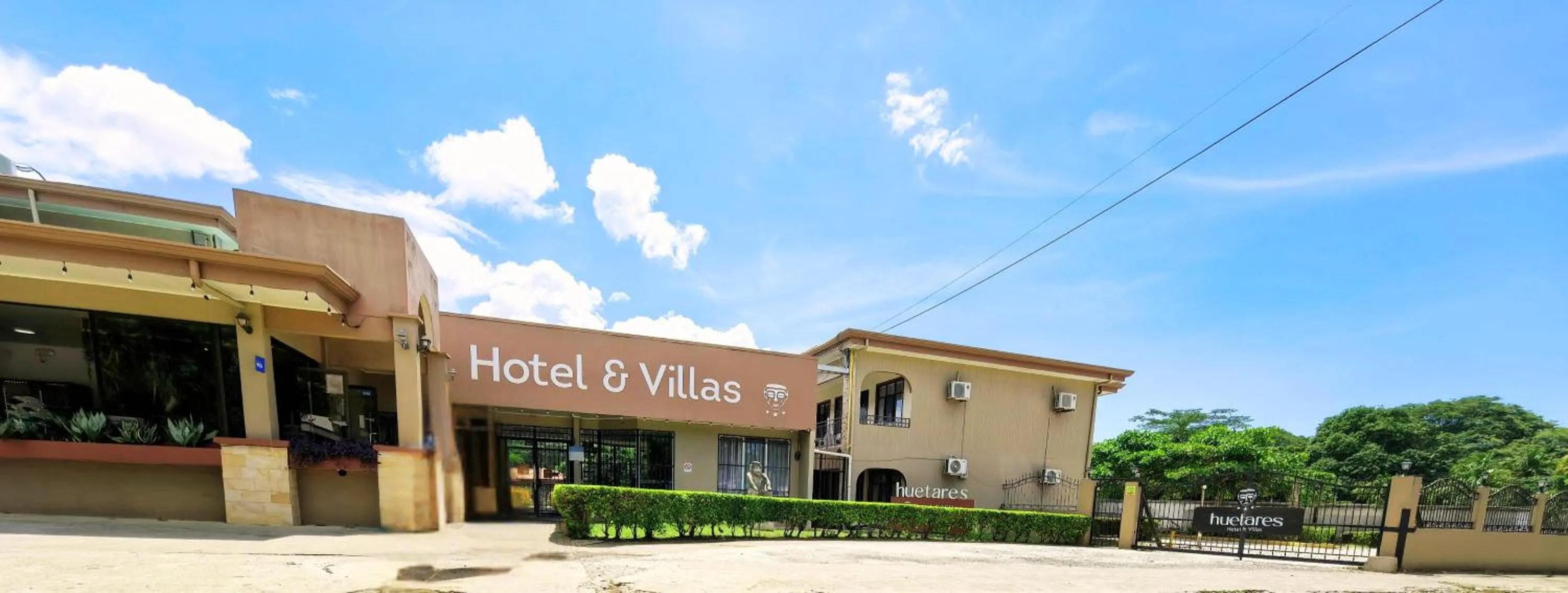 Hotel & Villas Huetares