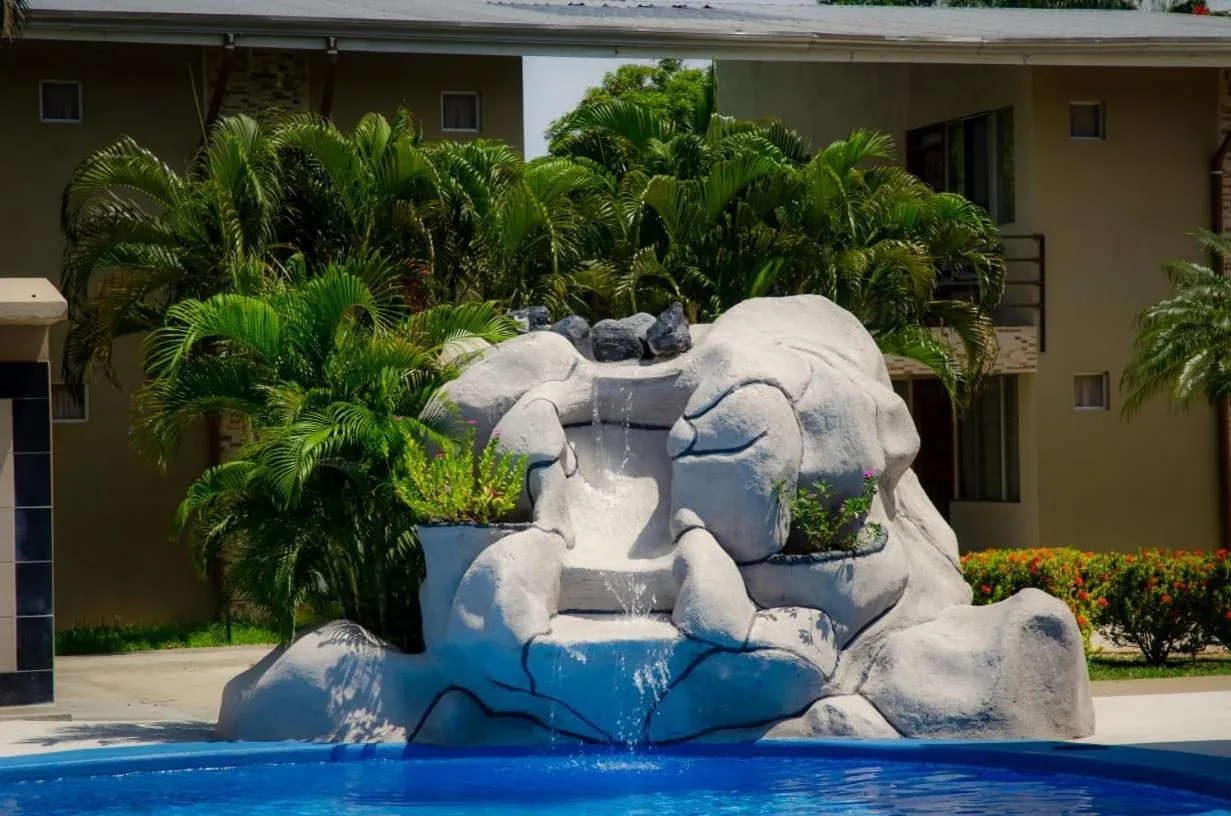 Hotel & Villas Huetares