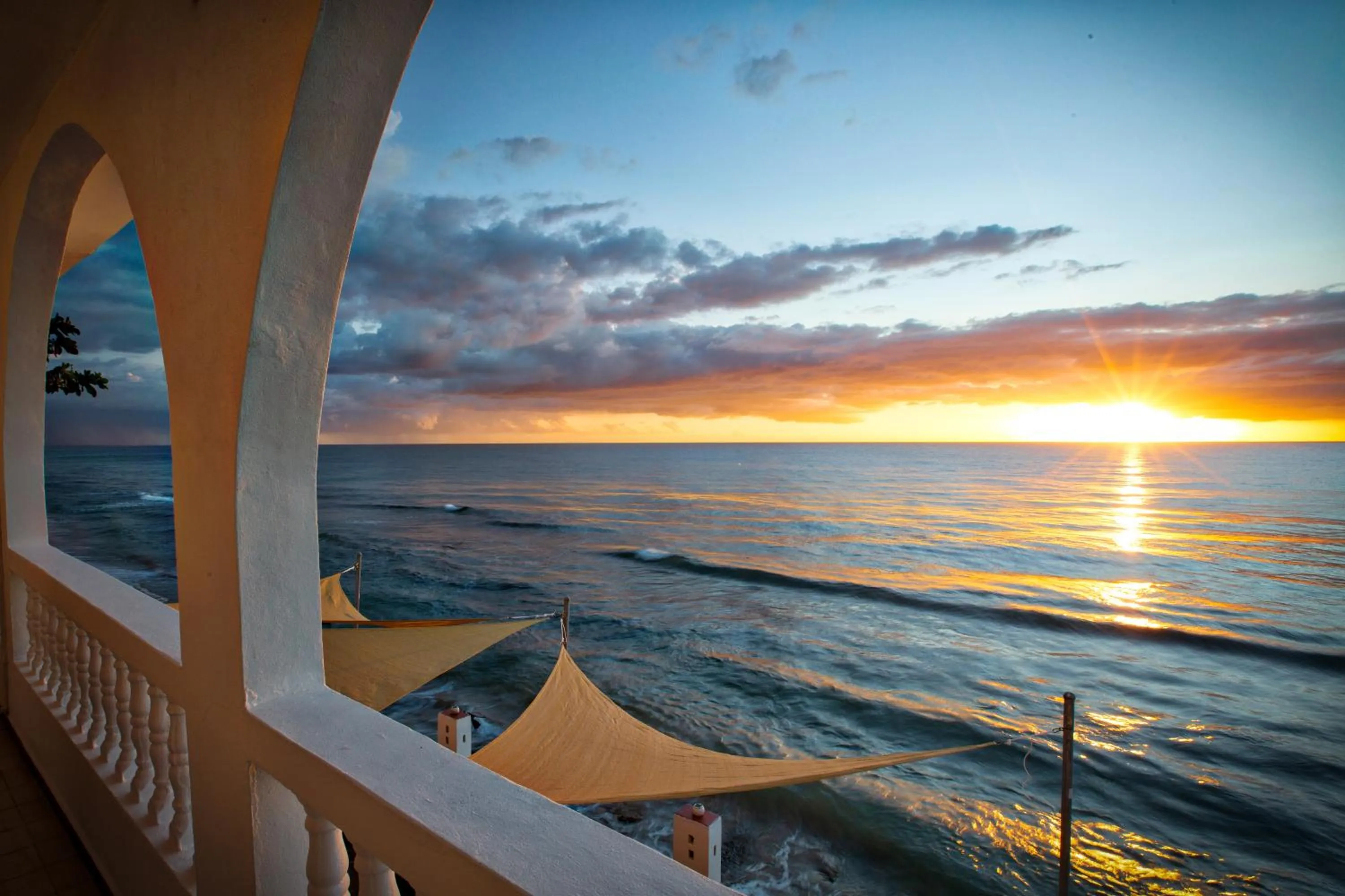 Sunset in Coconut Palms Inn