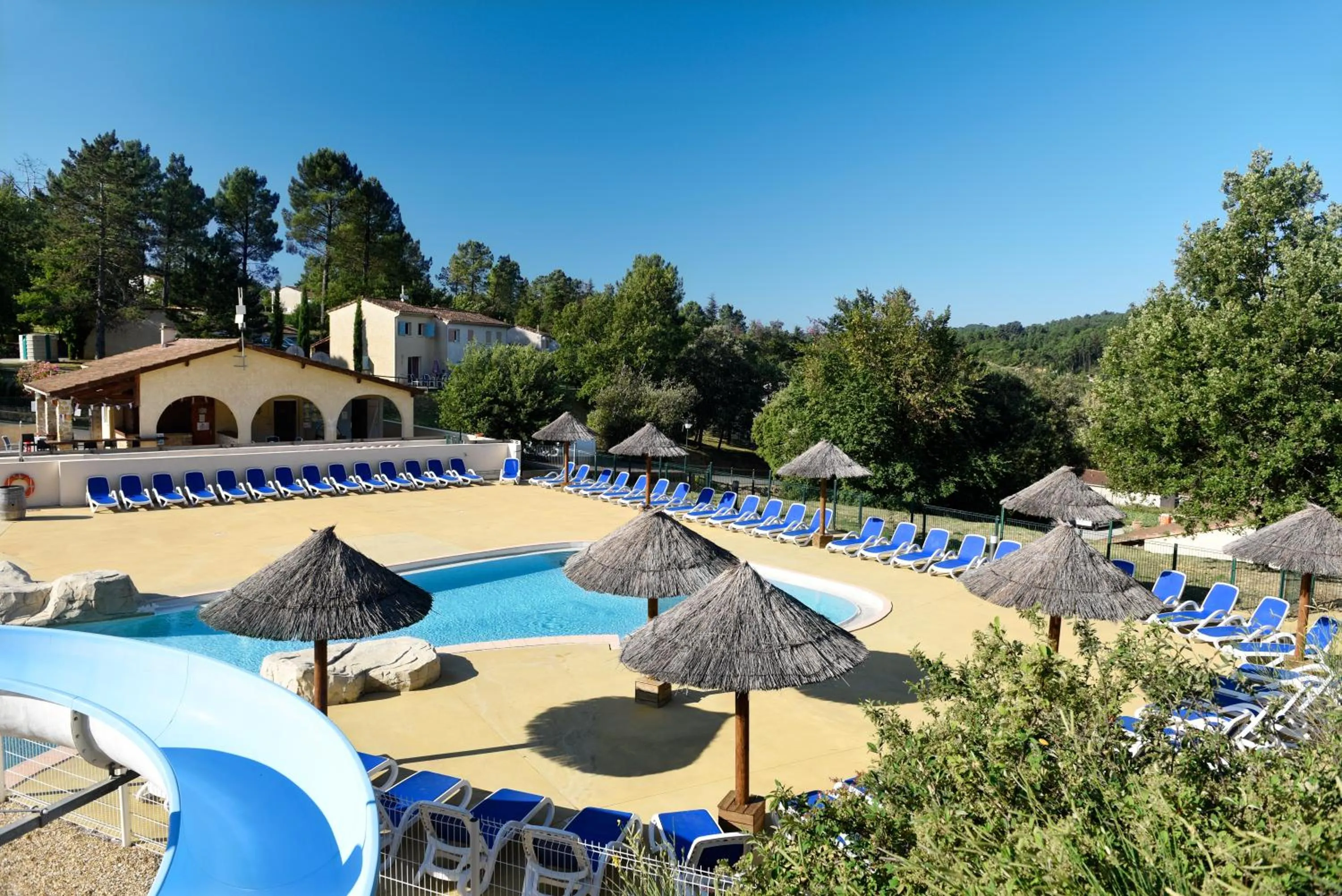 Swimming pool in Résidence Odalys Les Hauts de Salavas
