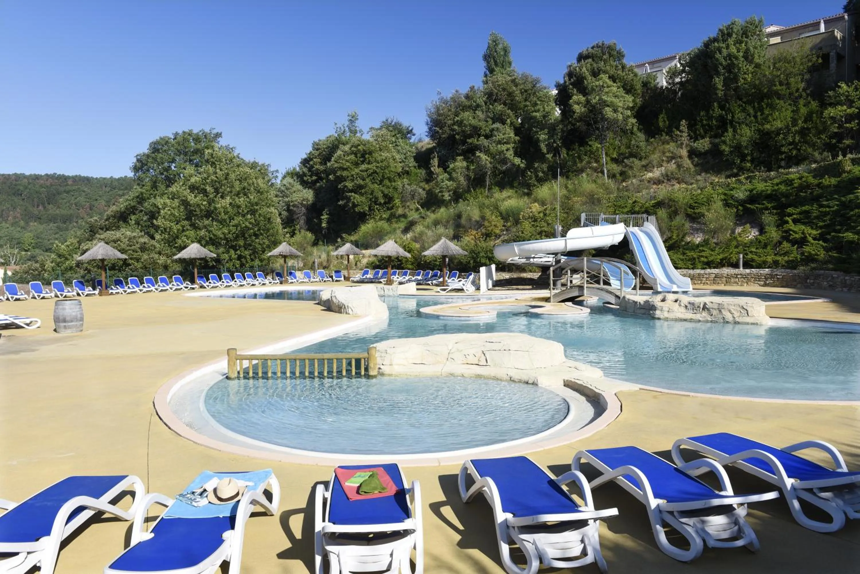 Swimming pool in Résidence Odalys Les Hauts de Salavas