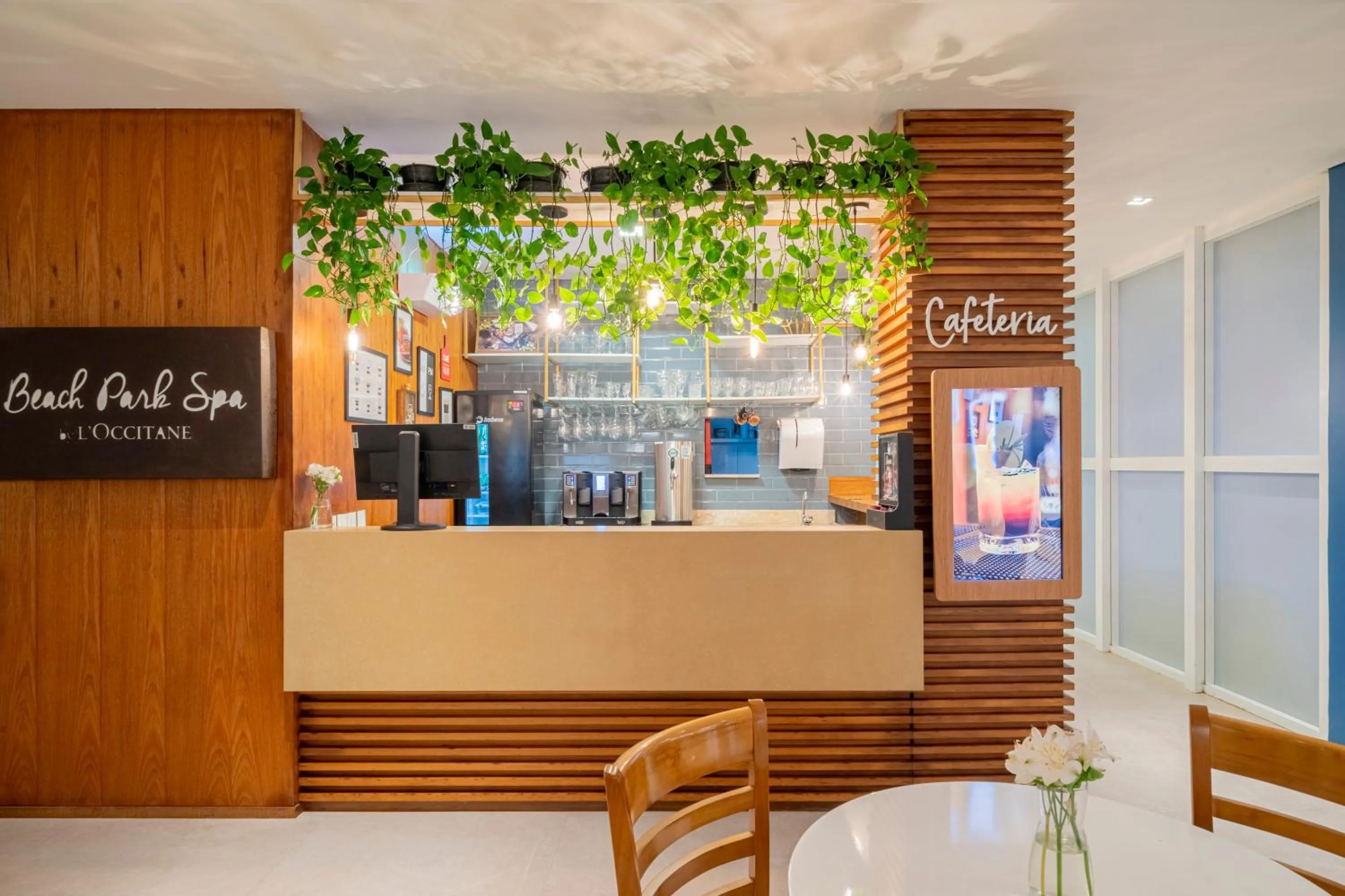 Lounge or bar in Beach Park Resort - Wellness