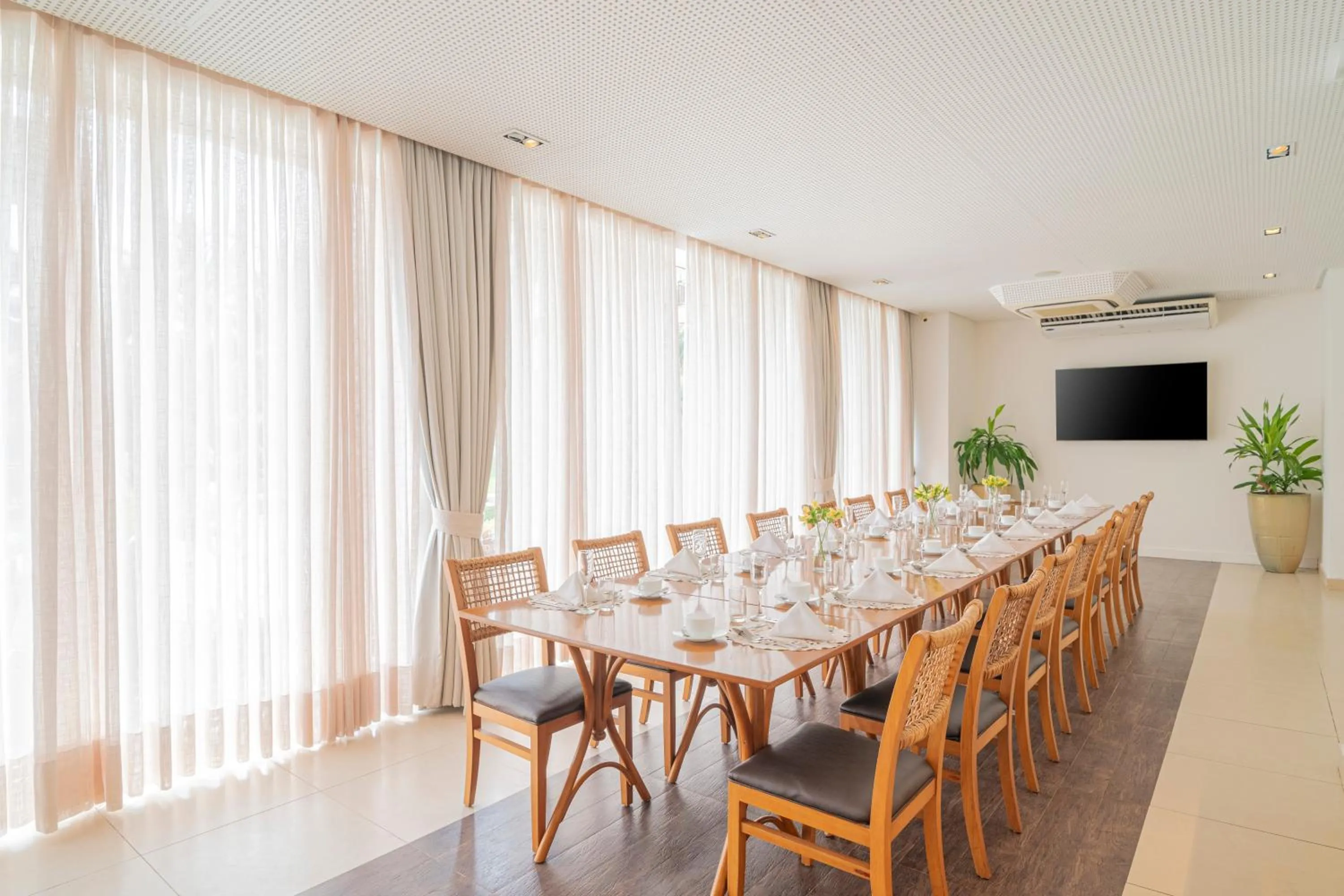 Restaurant/places to eat in Beach Park Resort - Wellness