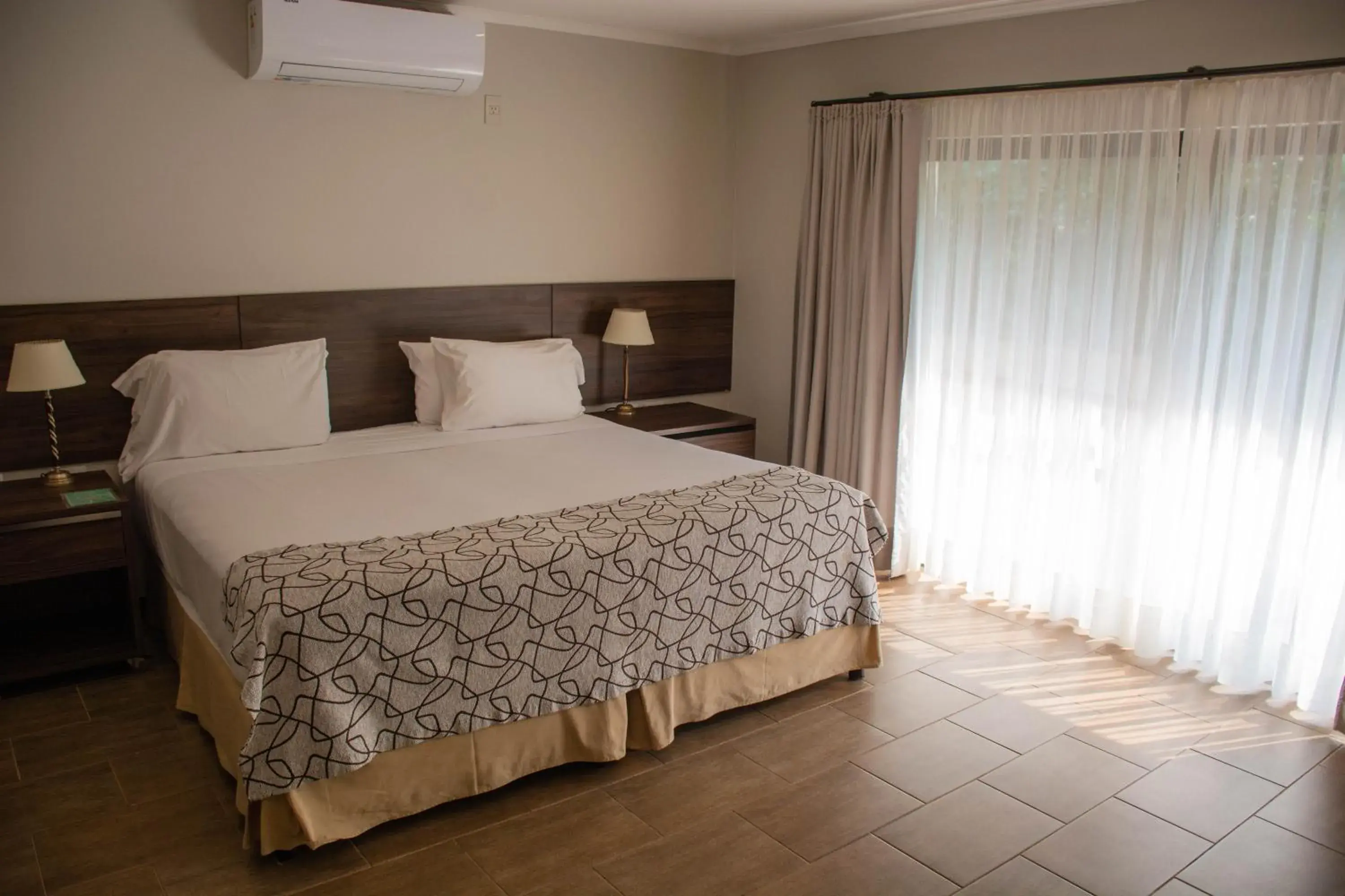 Classic Double Room in Yvy Hotel de Selva Classic Double Room in Yvy Hotel de Selva