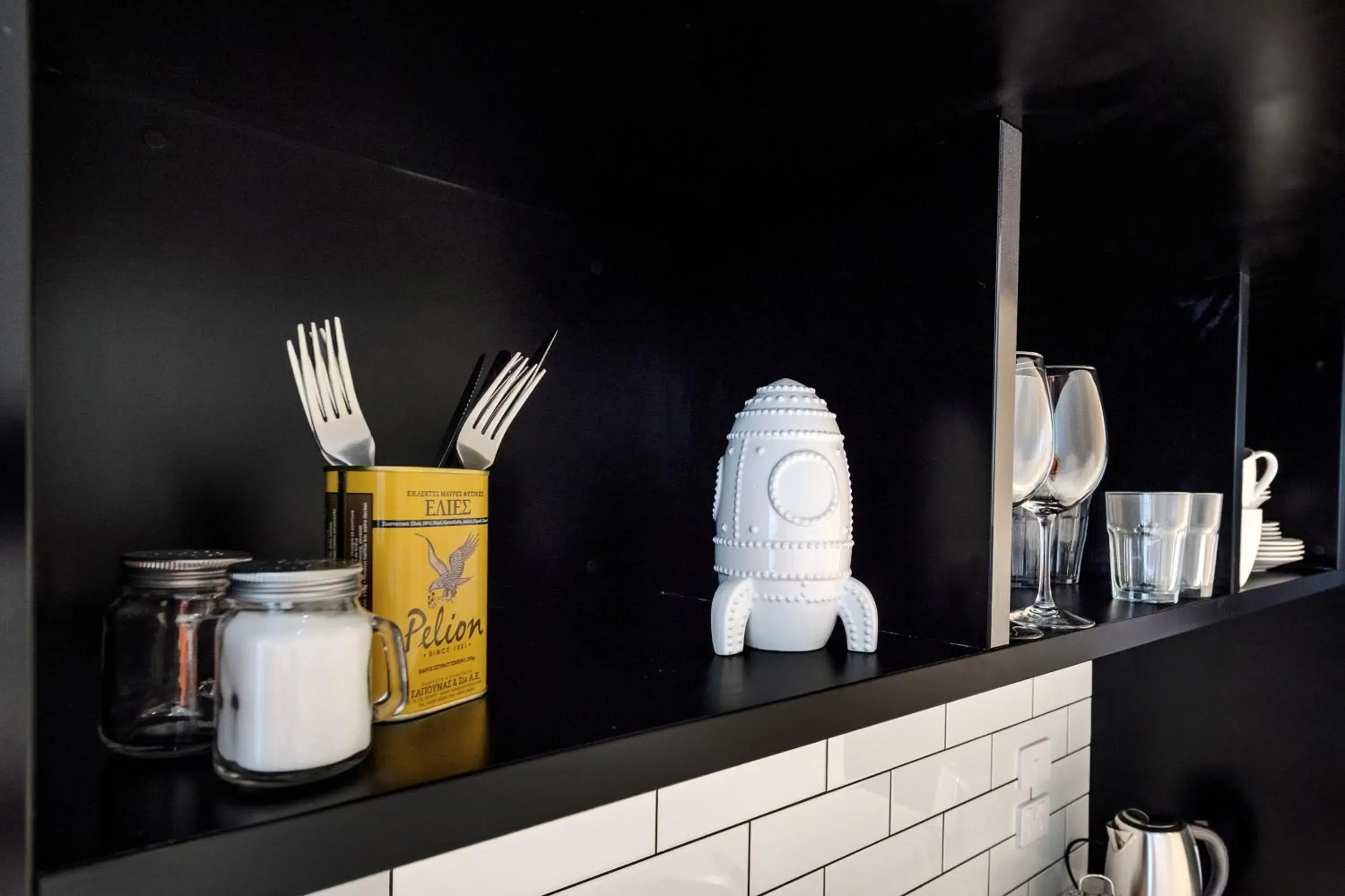 Courtyard studio with free secure parking in Roomie Apartment Hotel Courtyard studio with free secure parking in Roomie Apartment Hotel