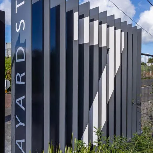 Facade/entrance in Roomie Apartment Hotel