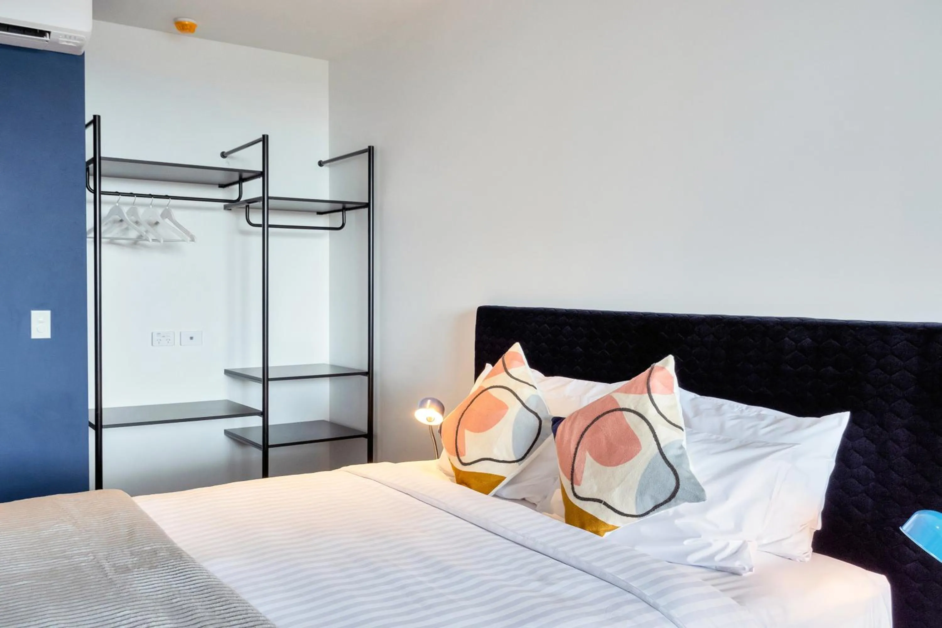 Bedroom in Roomie Apartment Hotel