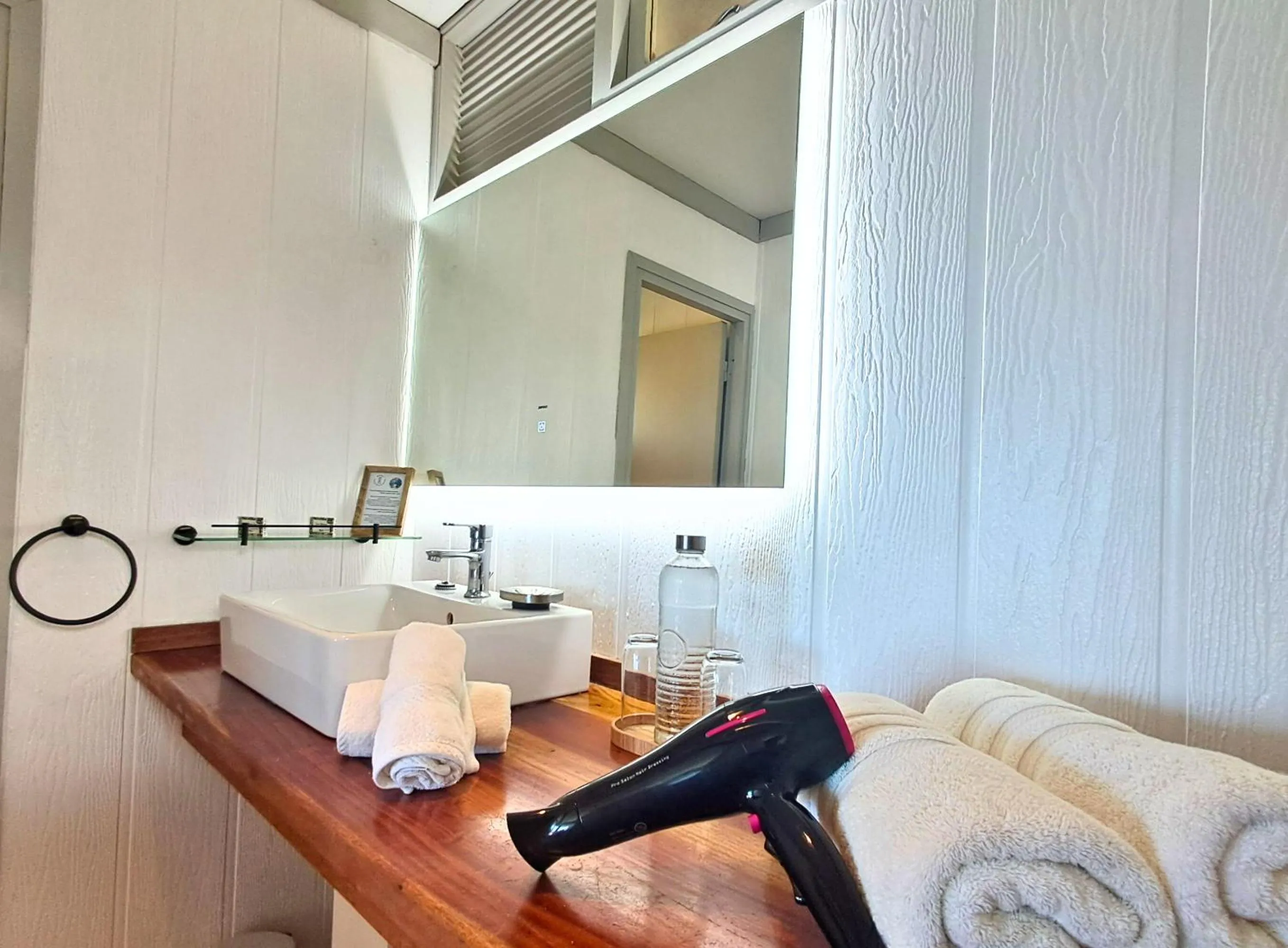 Moorea Island Beach Hotel