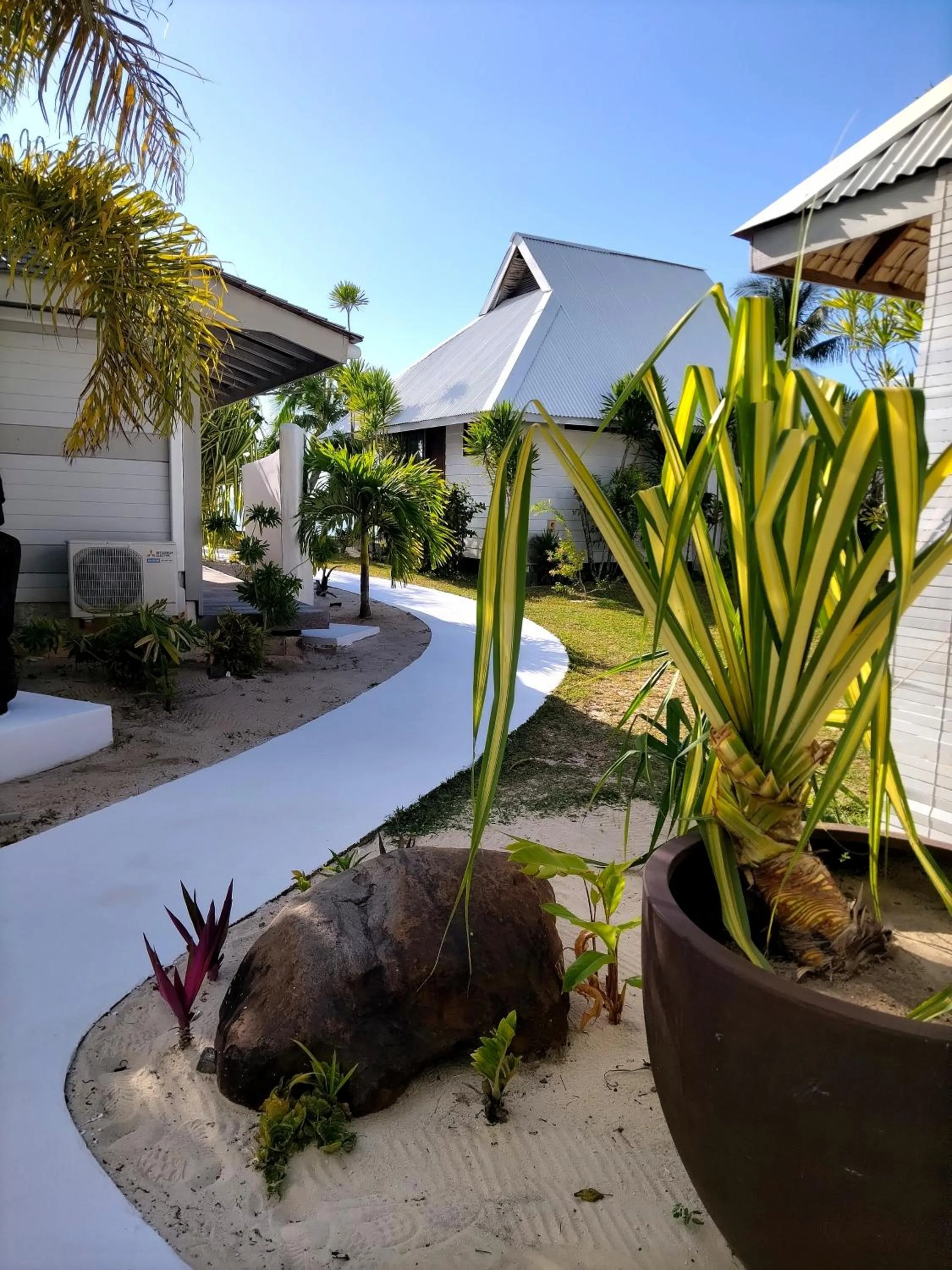 Moorea Island Beach Hotel