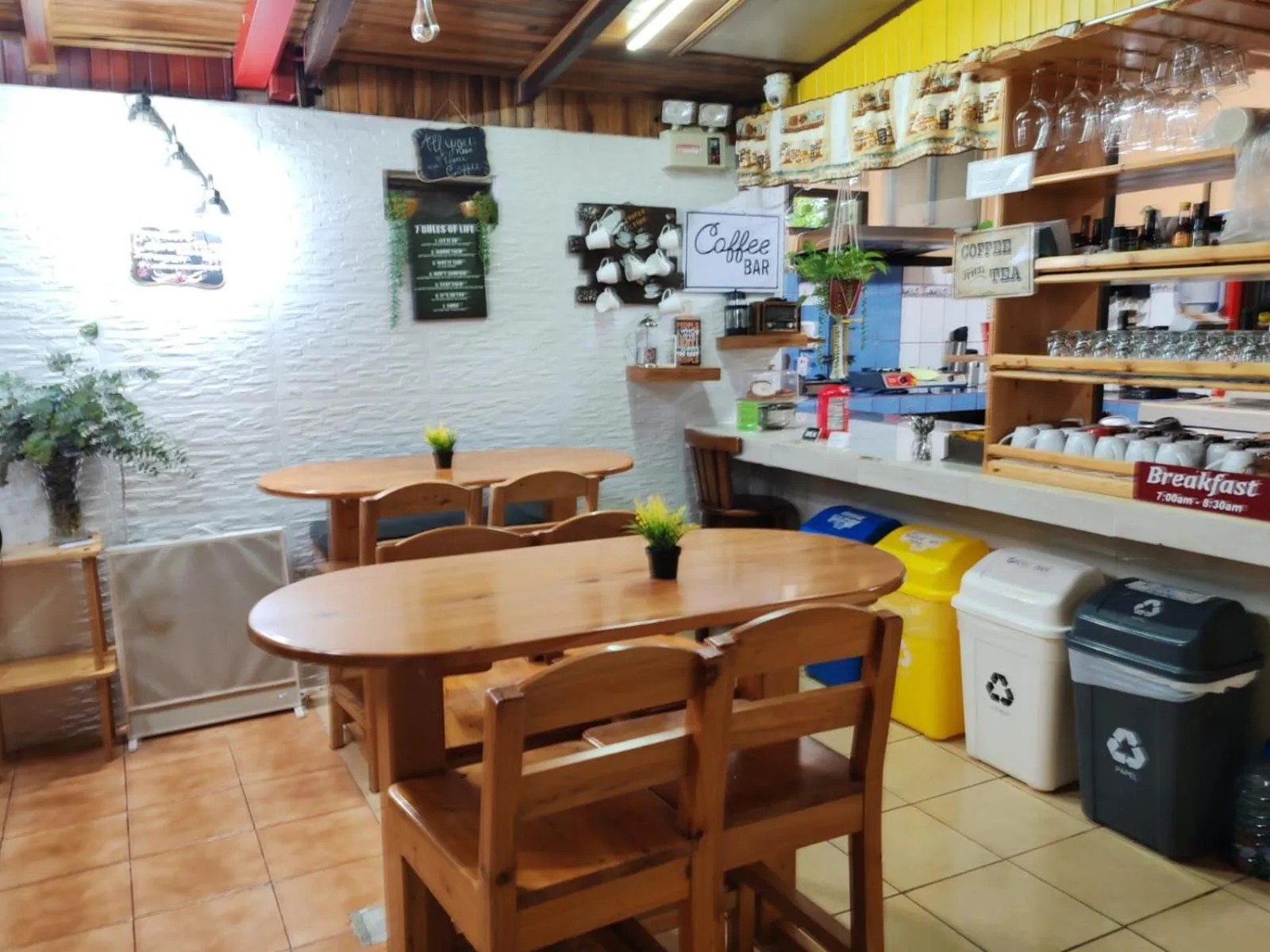 Kitchen or kitchenette in Cabinas El Pueblo B&B Monteverde