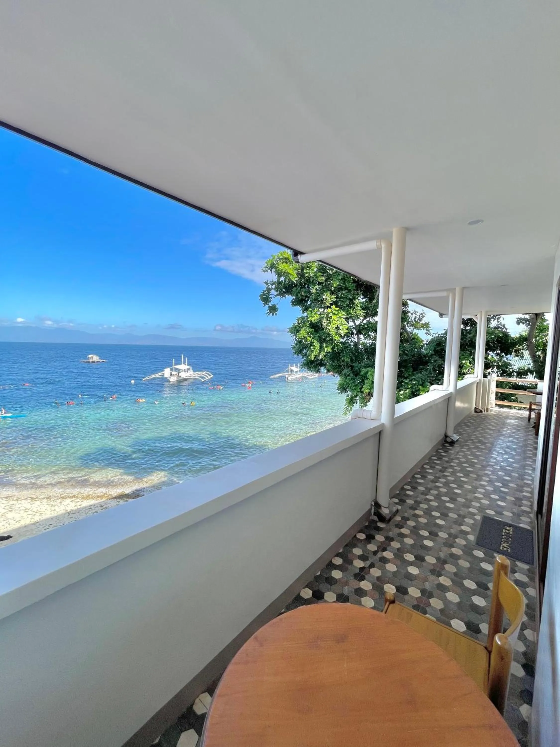 Day in Marina Village