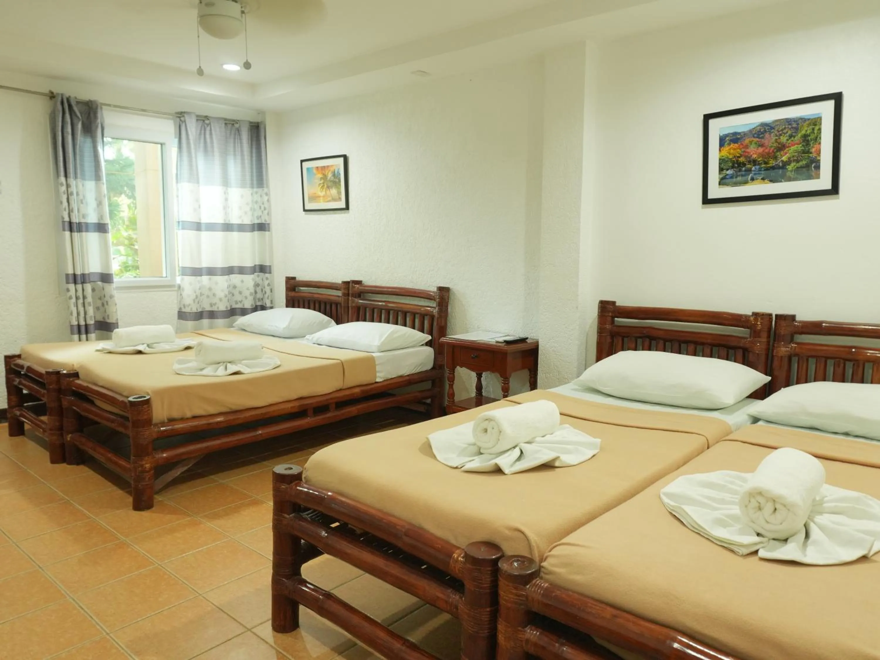 Bed in Marina Village