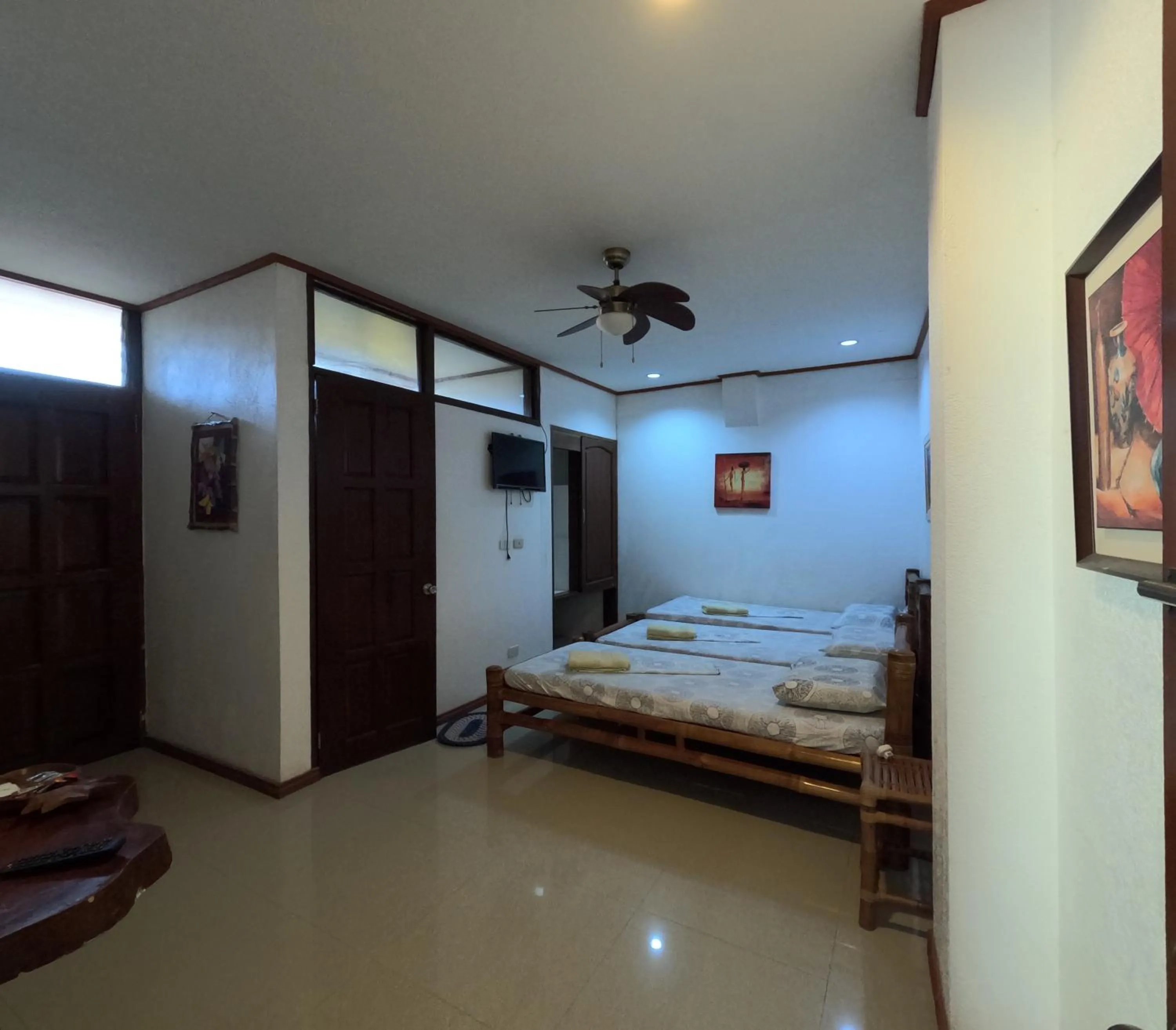 Bed in Marina Village