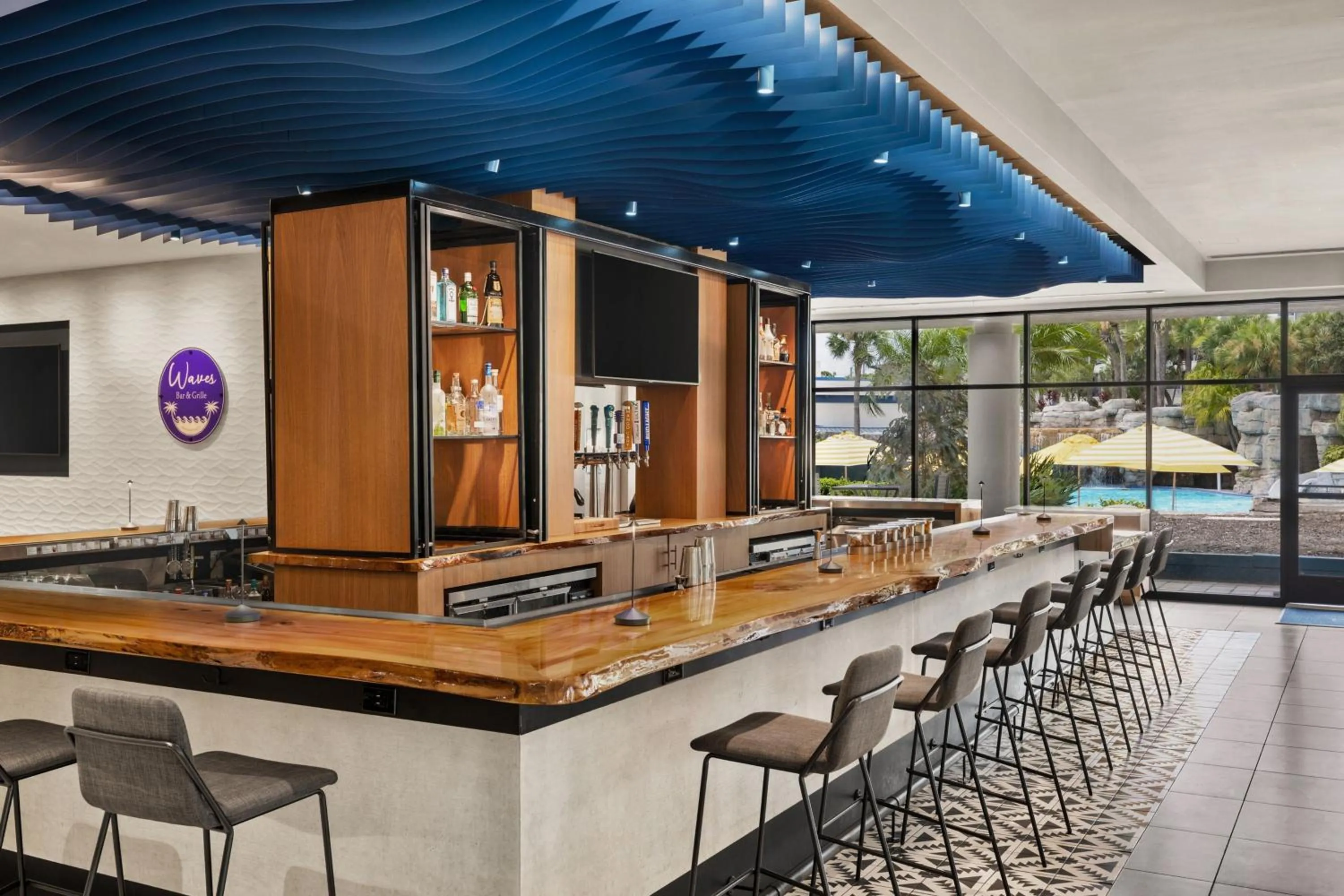 Lounge or bar in Delta Hotels by Marriott Orlando Celebration