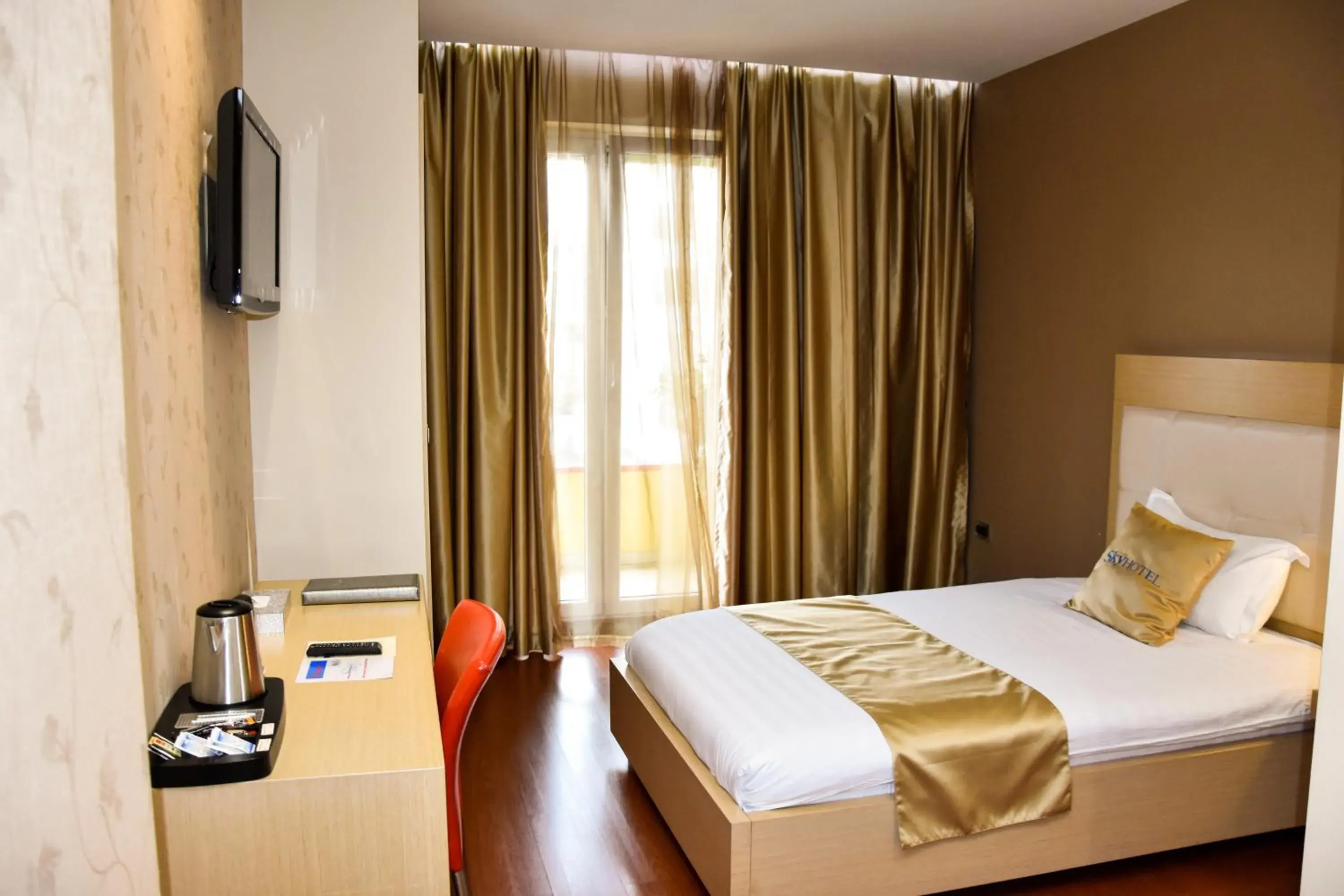 Single Room - single occupancy in Sky 2 Hotel Tirana Single Room - single occupancy in Sky 2 Hotel Tirana