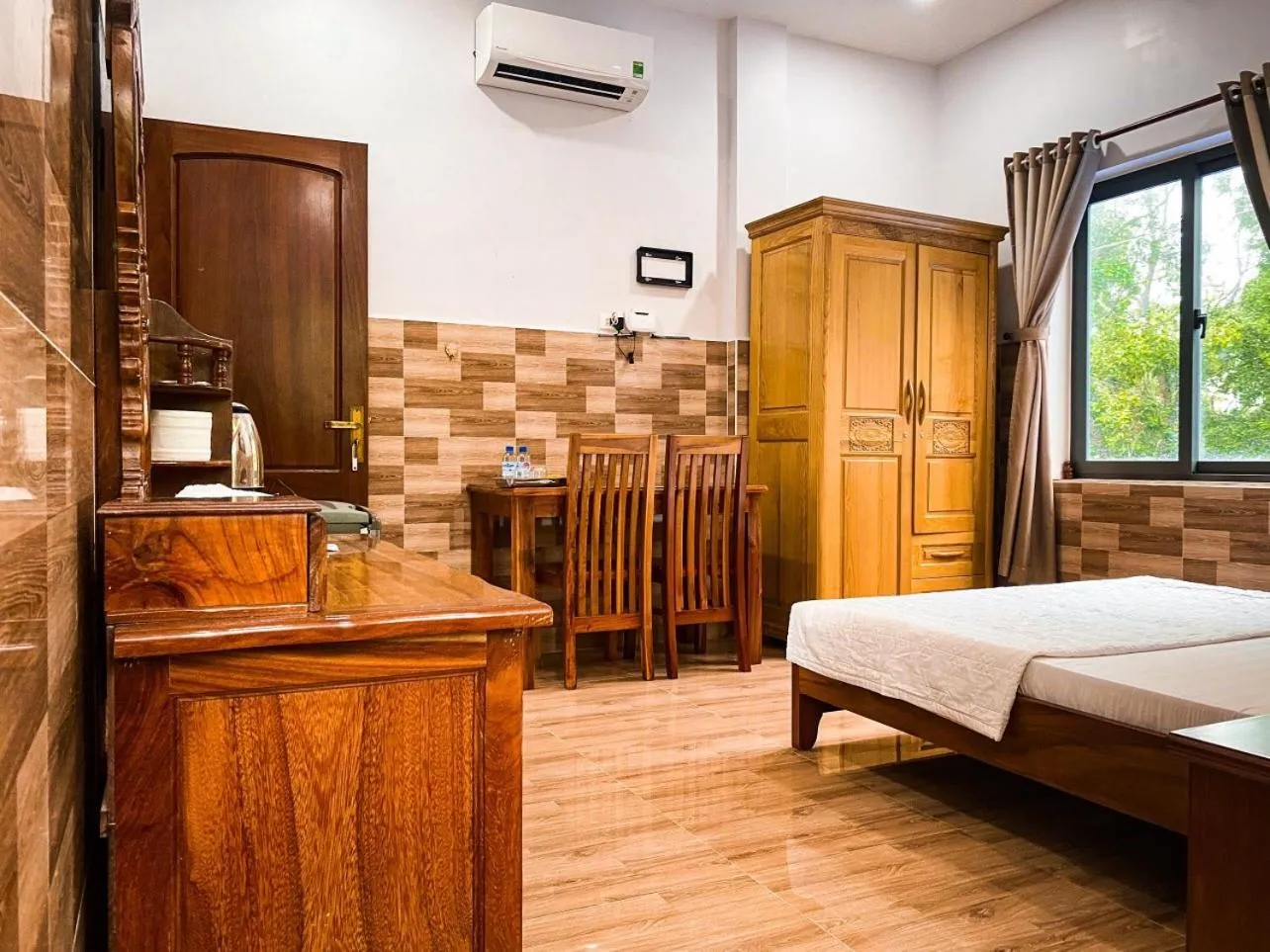 Bed in Phu My Hung Bungalow