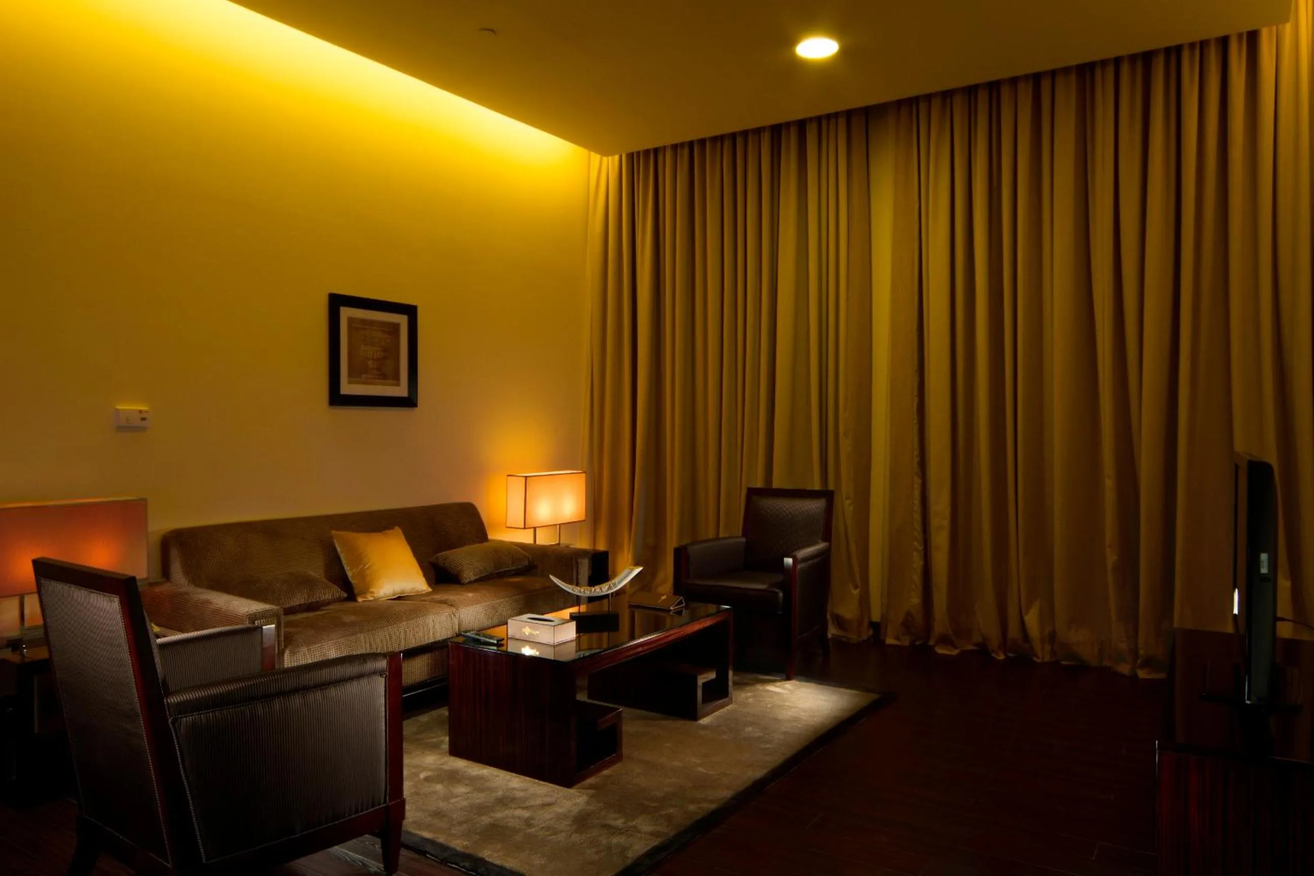 Zara Continental Hotel