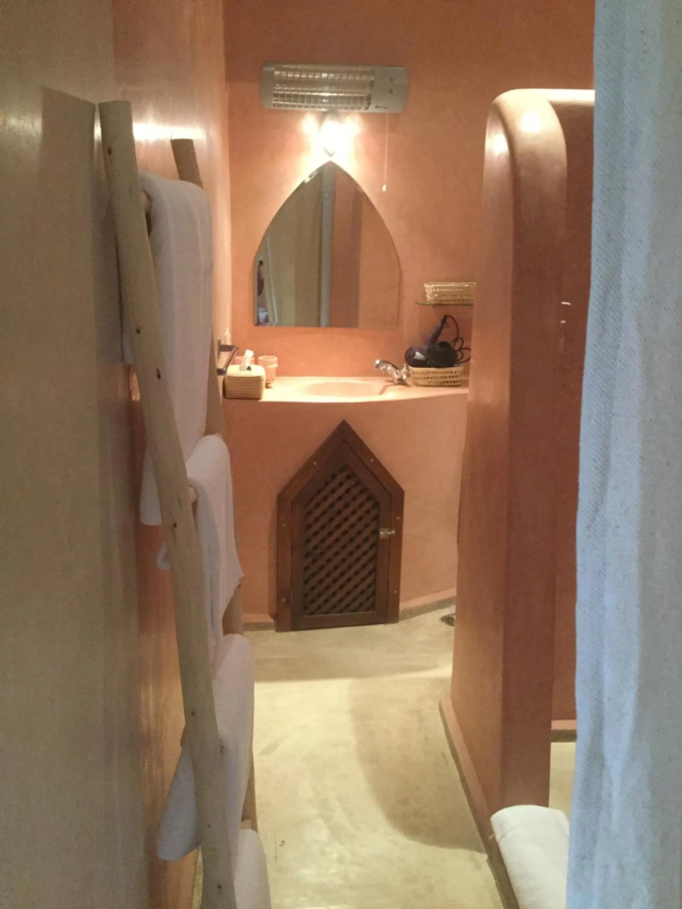 Bathroom in riad anrich