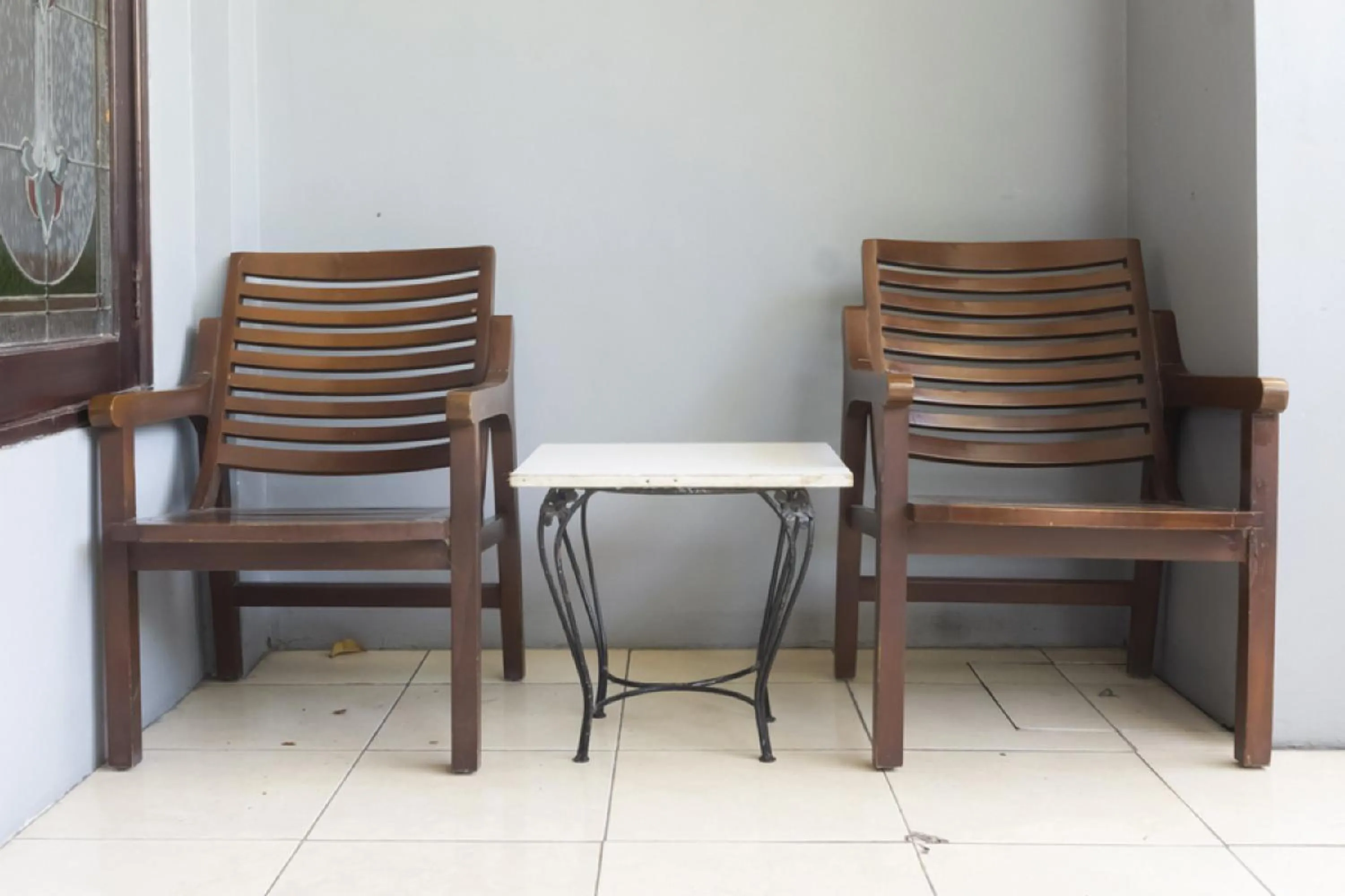 RedDoorz near Widya Mandala University