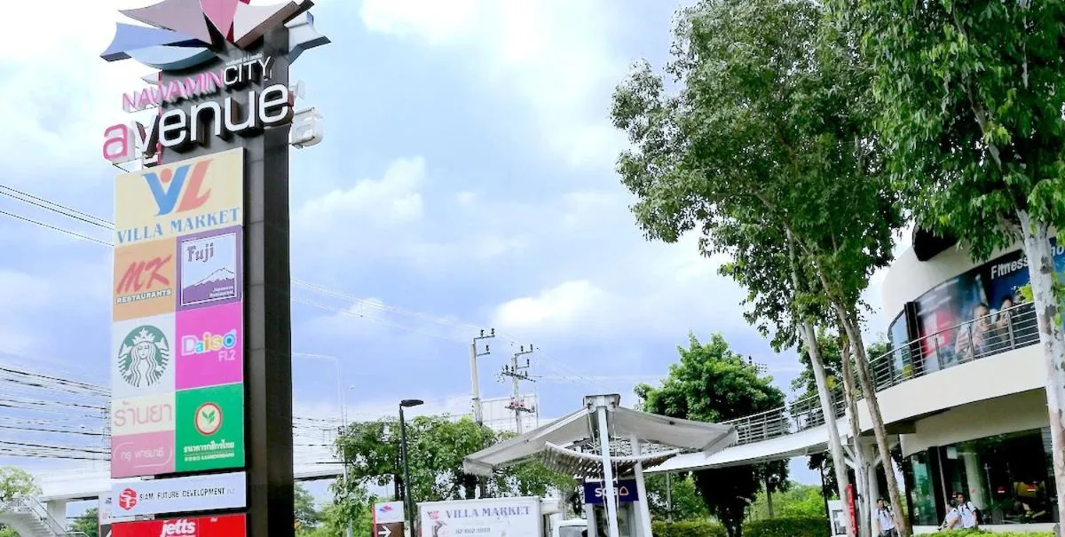 Nearby landmark in Sky dome resotel - โรงแรมสกายโดม รีโซเทล