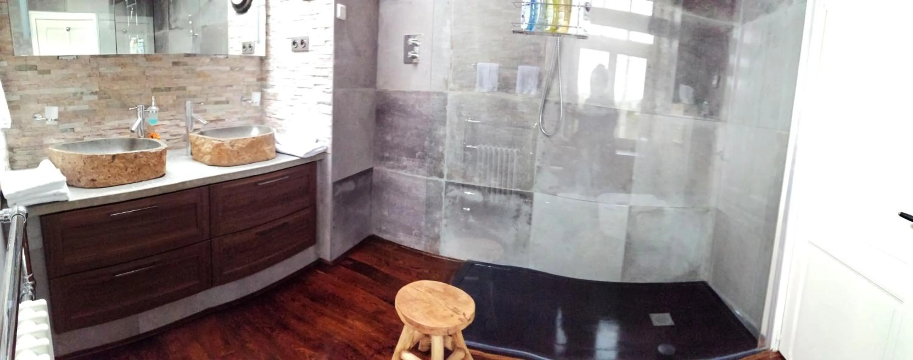 Shower in L'ancienne Boulangerie