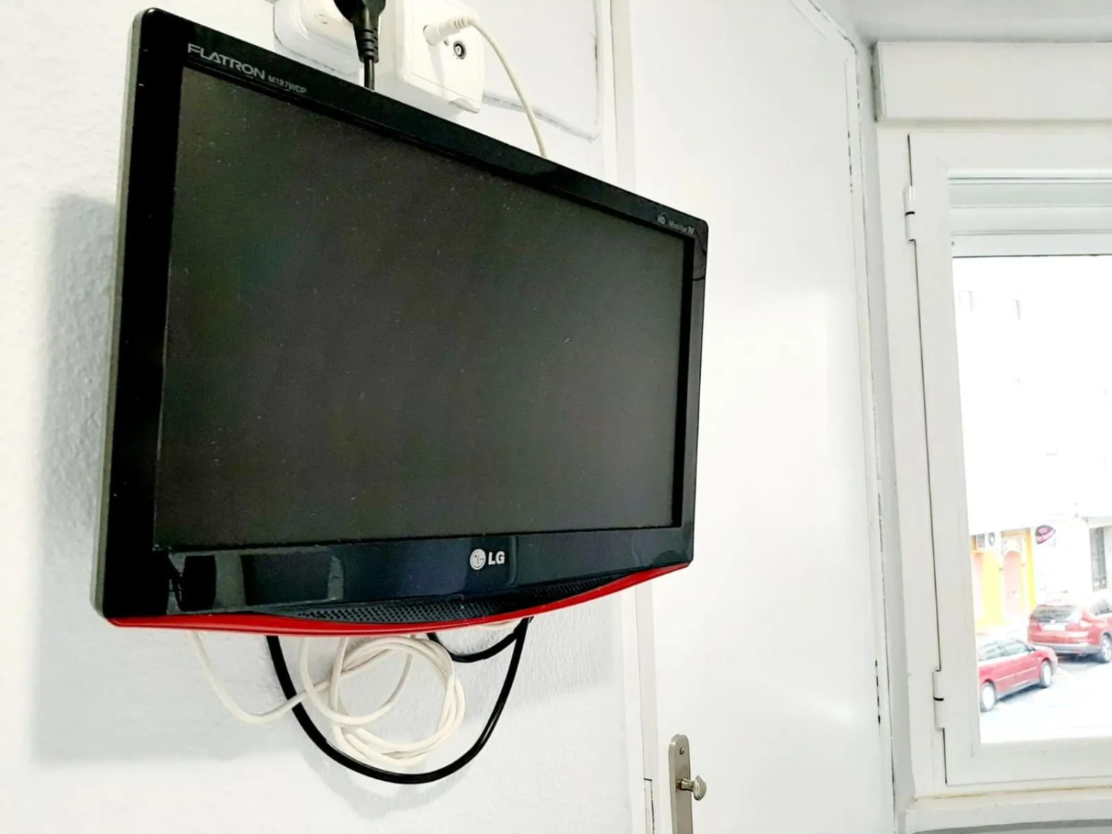 TV and multimedia in Hostal Lucia by gaiarooms