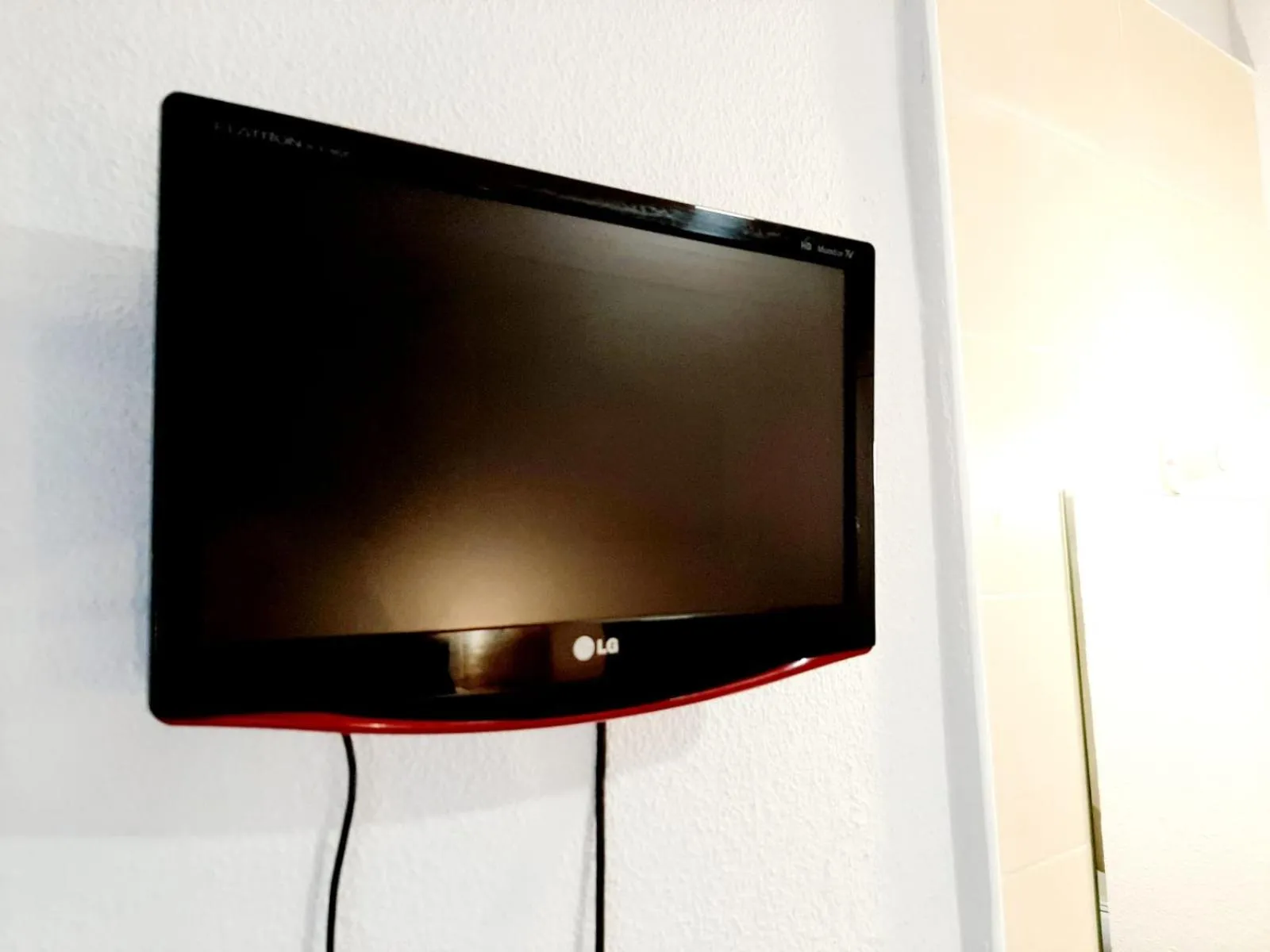 TV and multimedia in Hostal Lucia by gaiarooms