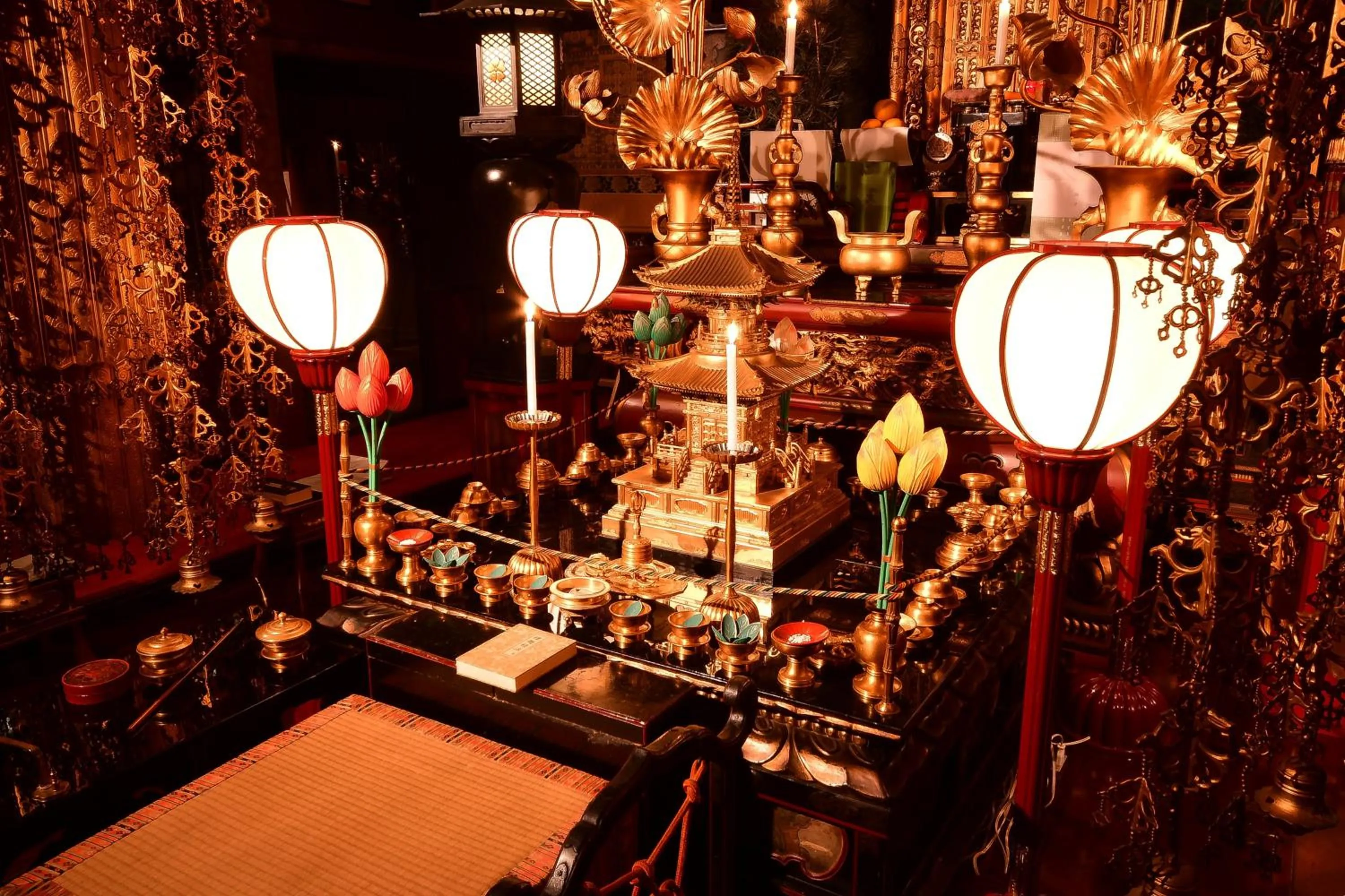 Place of worship in Koyasan Shukubo Yochiin