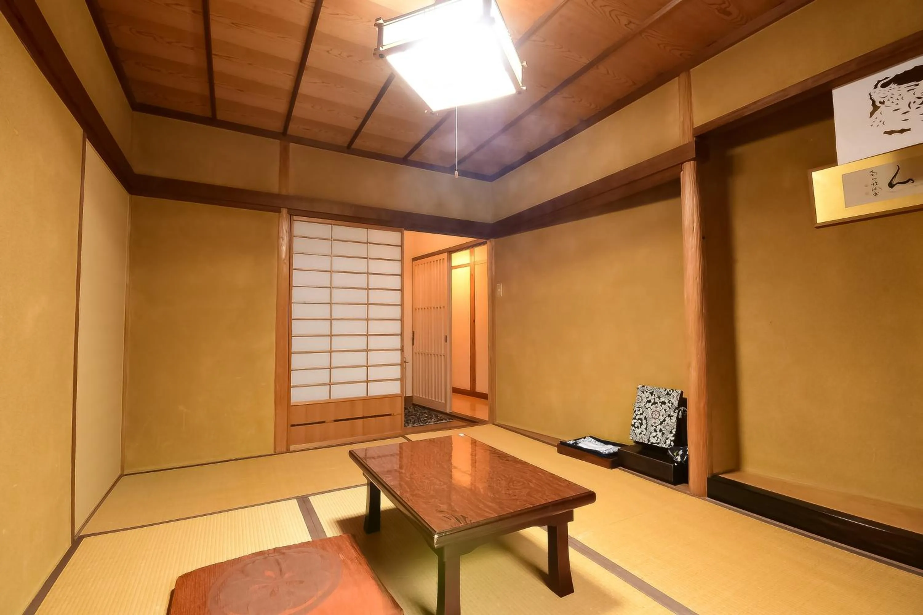 Photo of the whole room in Koyasan Shukubo Yochiin