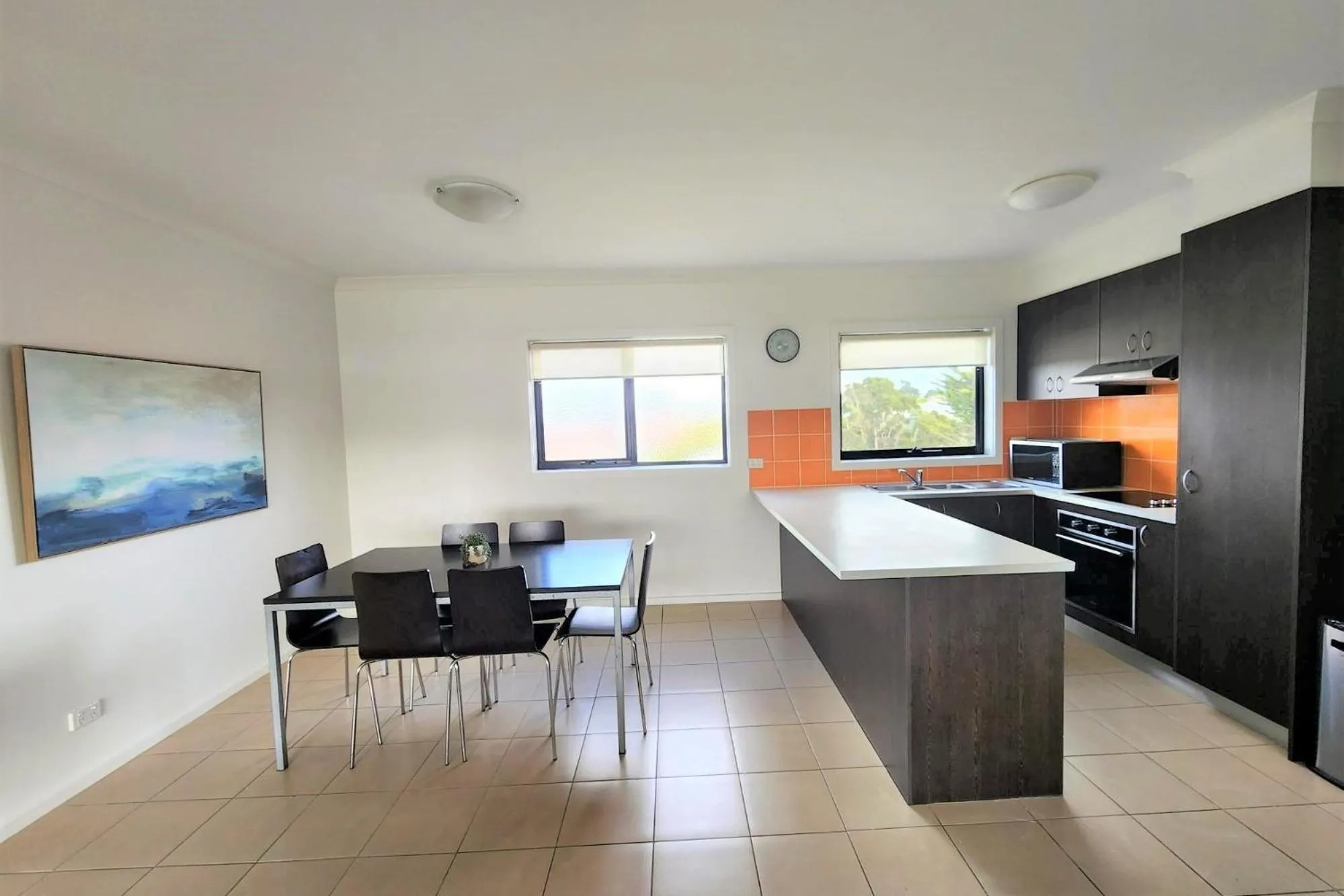 Oceanic on Thompson Apartments