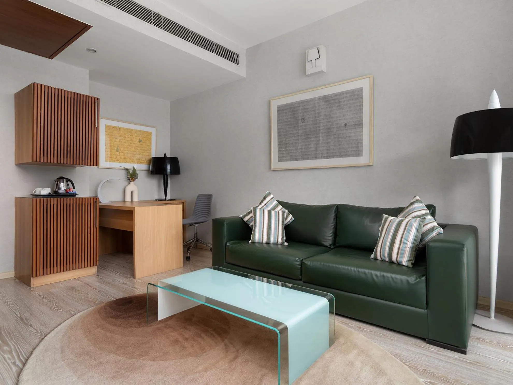 Coffee/tea facilities in The Atara Near Golf Course Road