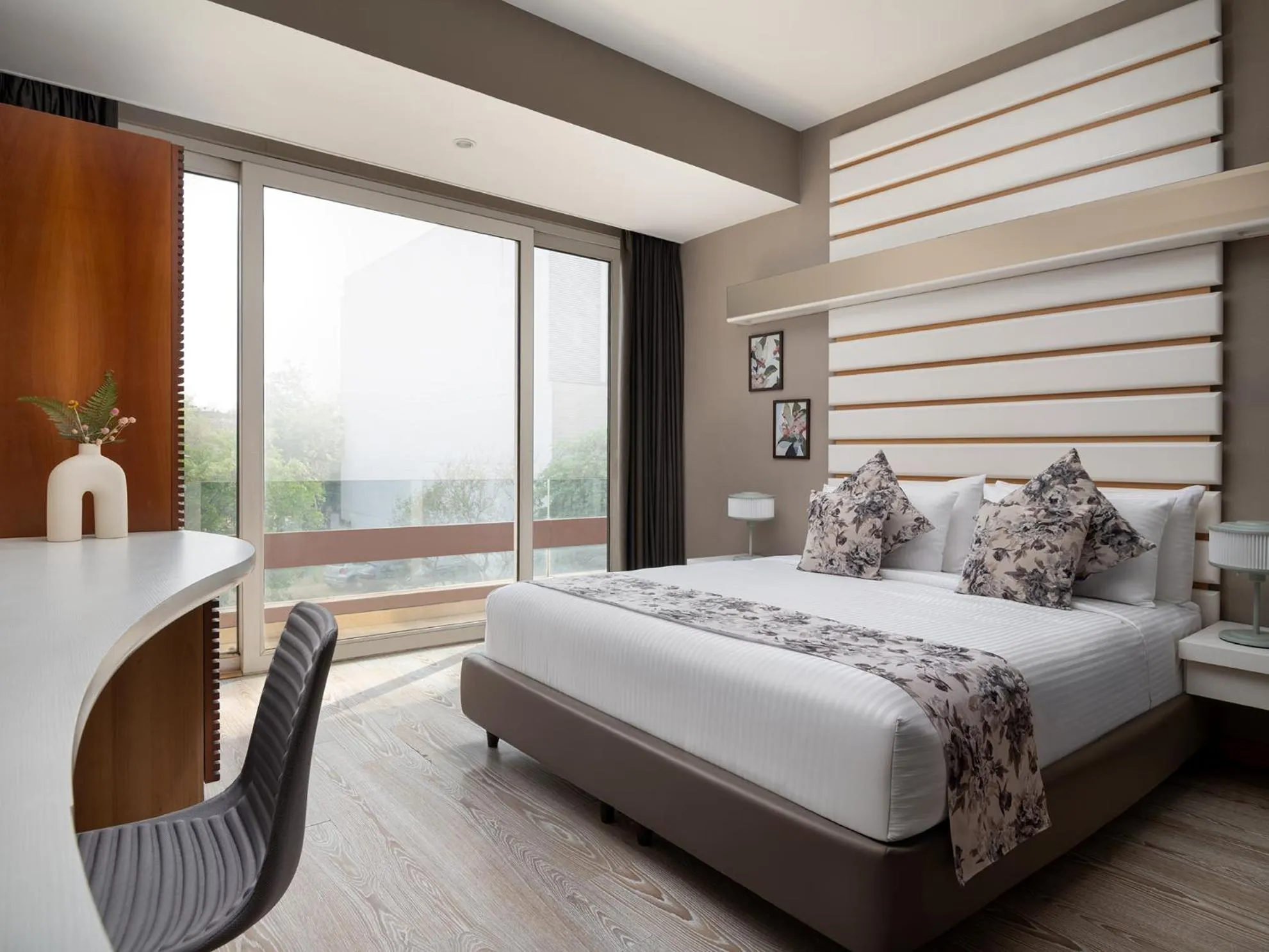 Bedroom, Bed in The Atara Near Golf Course Road