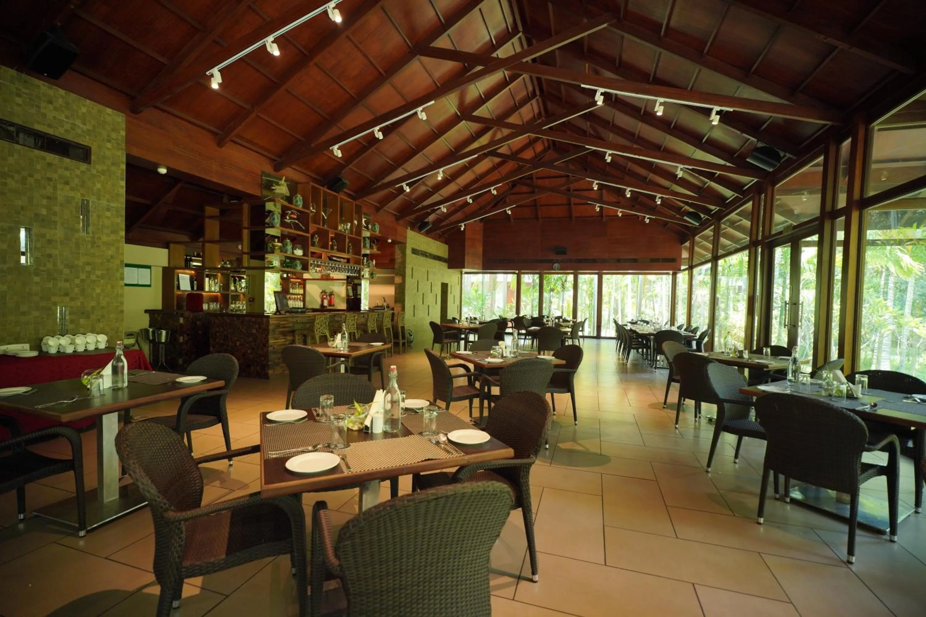 Restaurant/places to eat in Sea Shell Neil