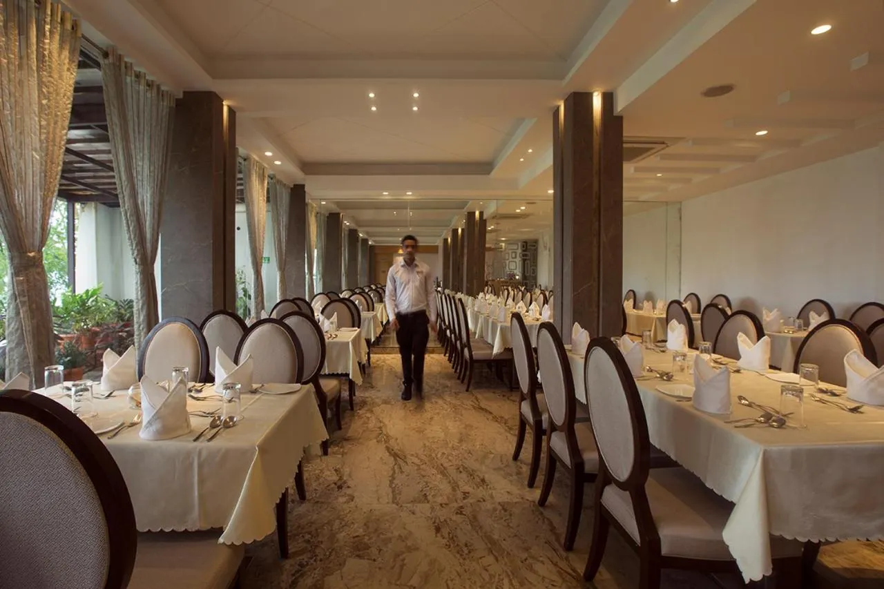 Restaurant/places to eat in Sea Shell Port Blair