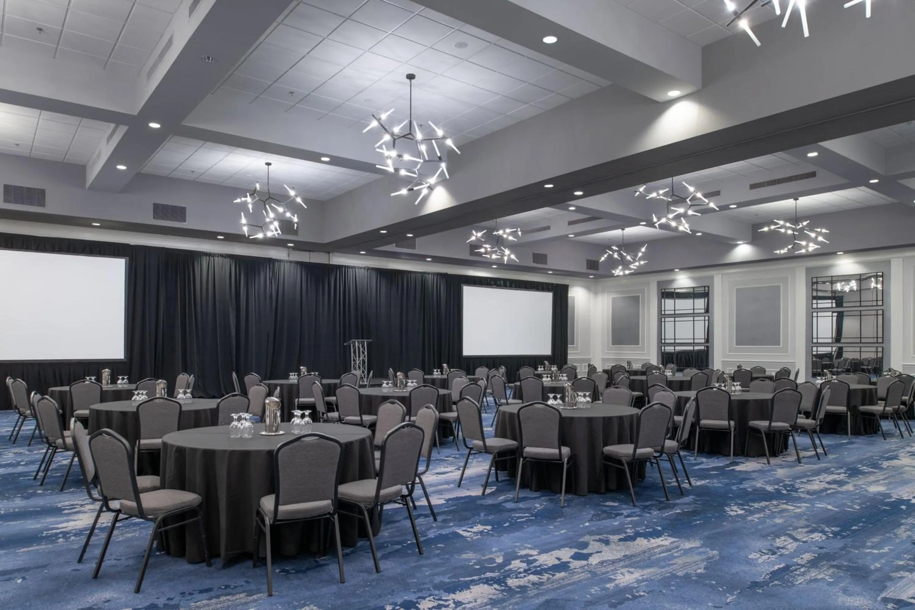 Meeting/conference room in Sheraton Framingham Hotel & Conference Center