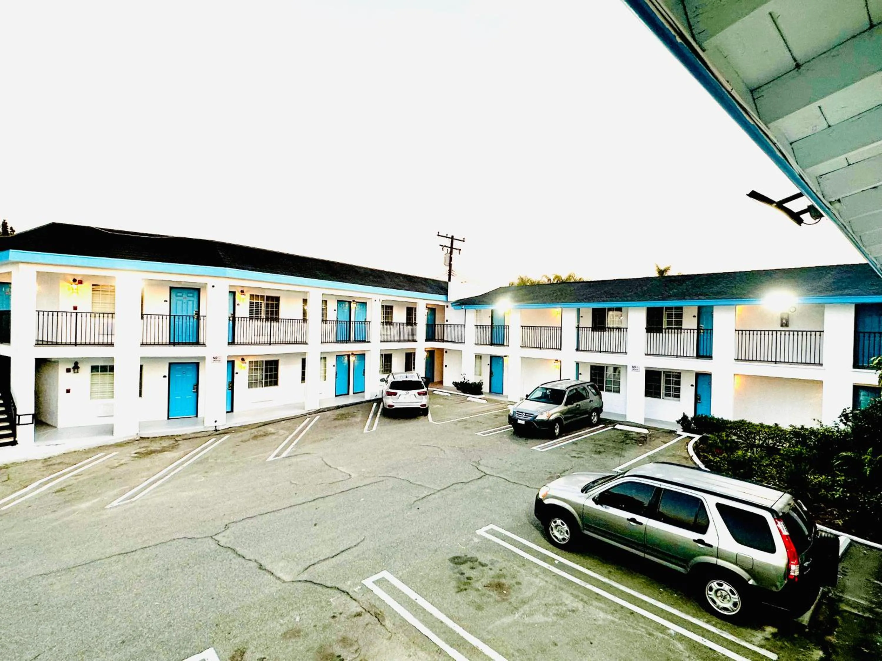 Property building in Casa Blanca Hotel - Orange