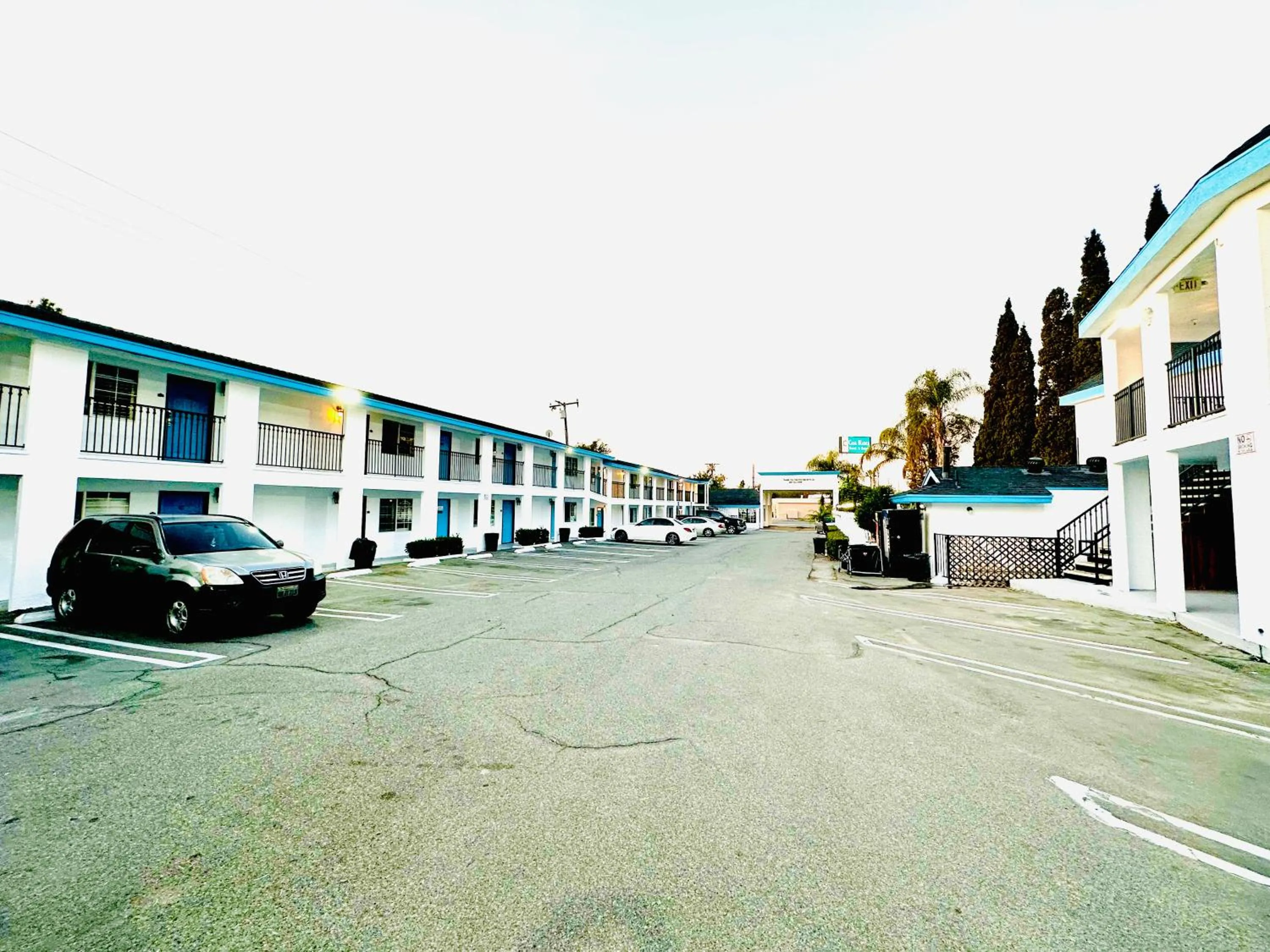 Property building in Casa Blanca Hotel - Orange