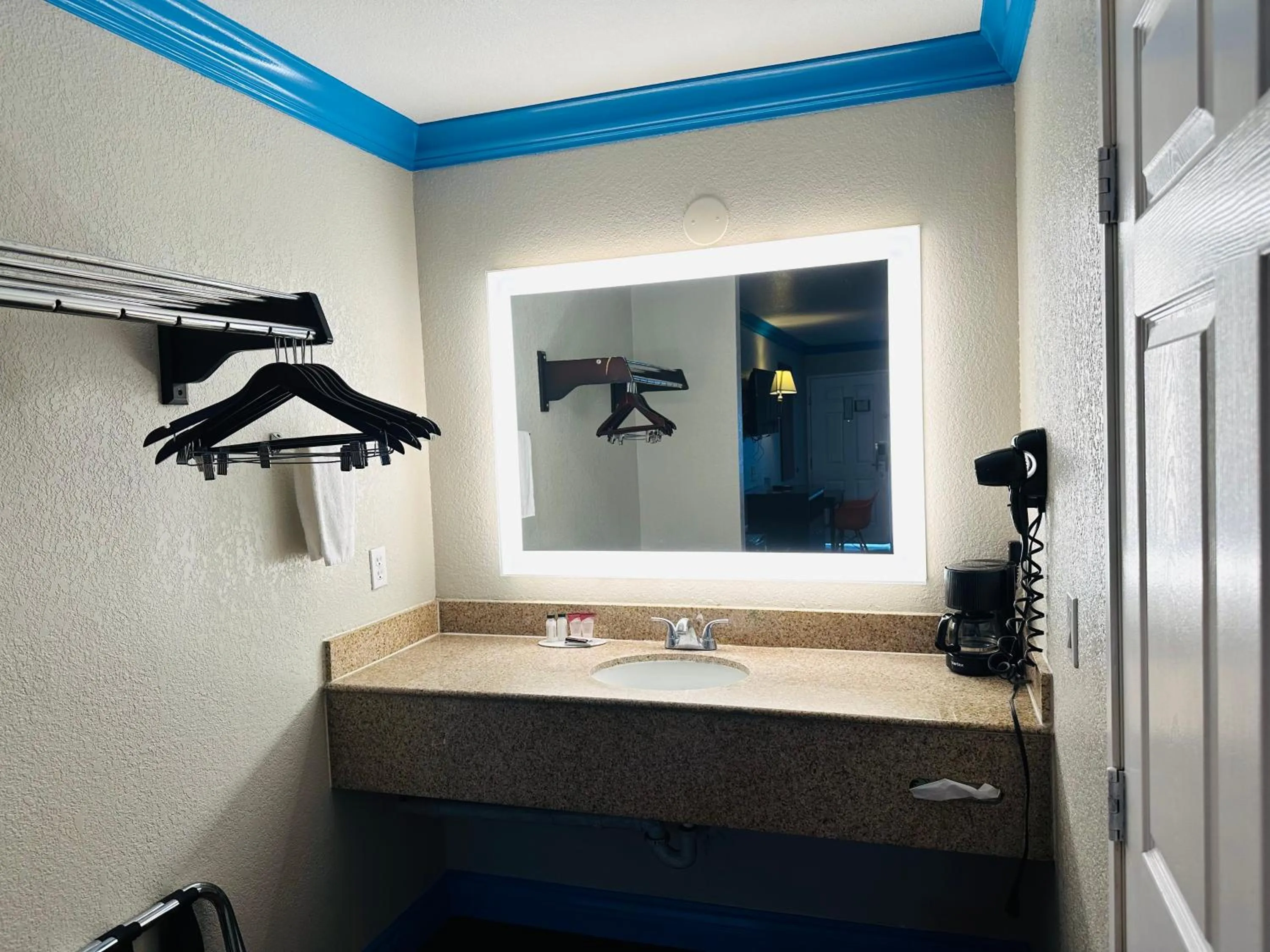 heating in Casa Blanca Hotel - Orange