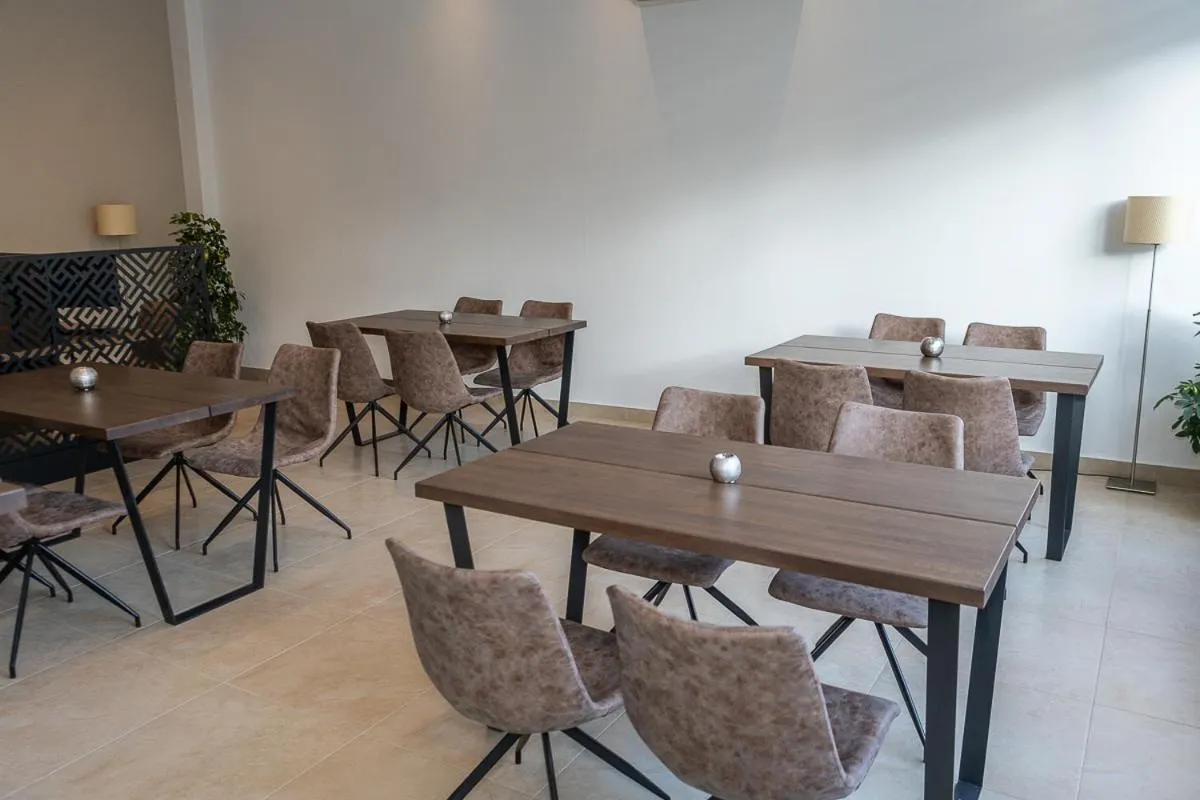 Dining area in HOTEL HILL